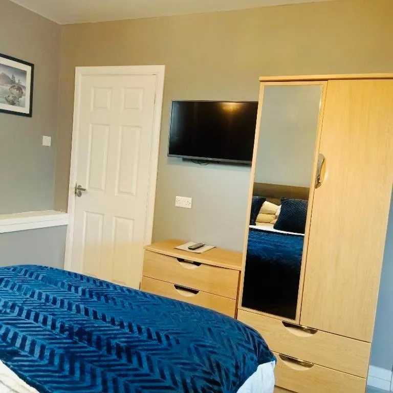 Bed in The Milton Accommodation