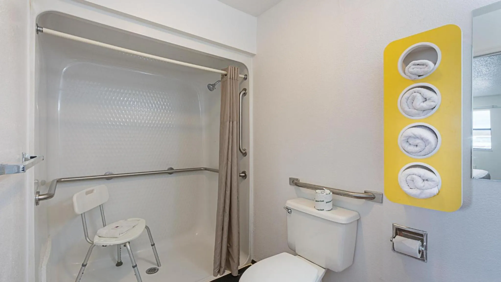 Bathroom in Motel 6 Chattanooga, TN