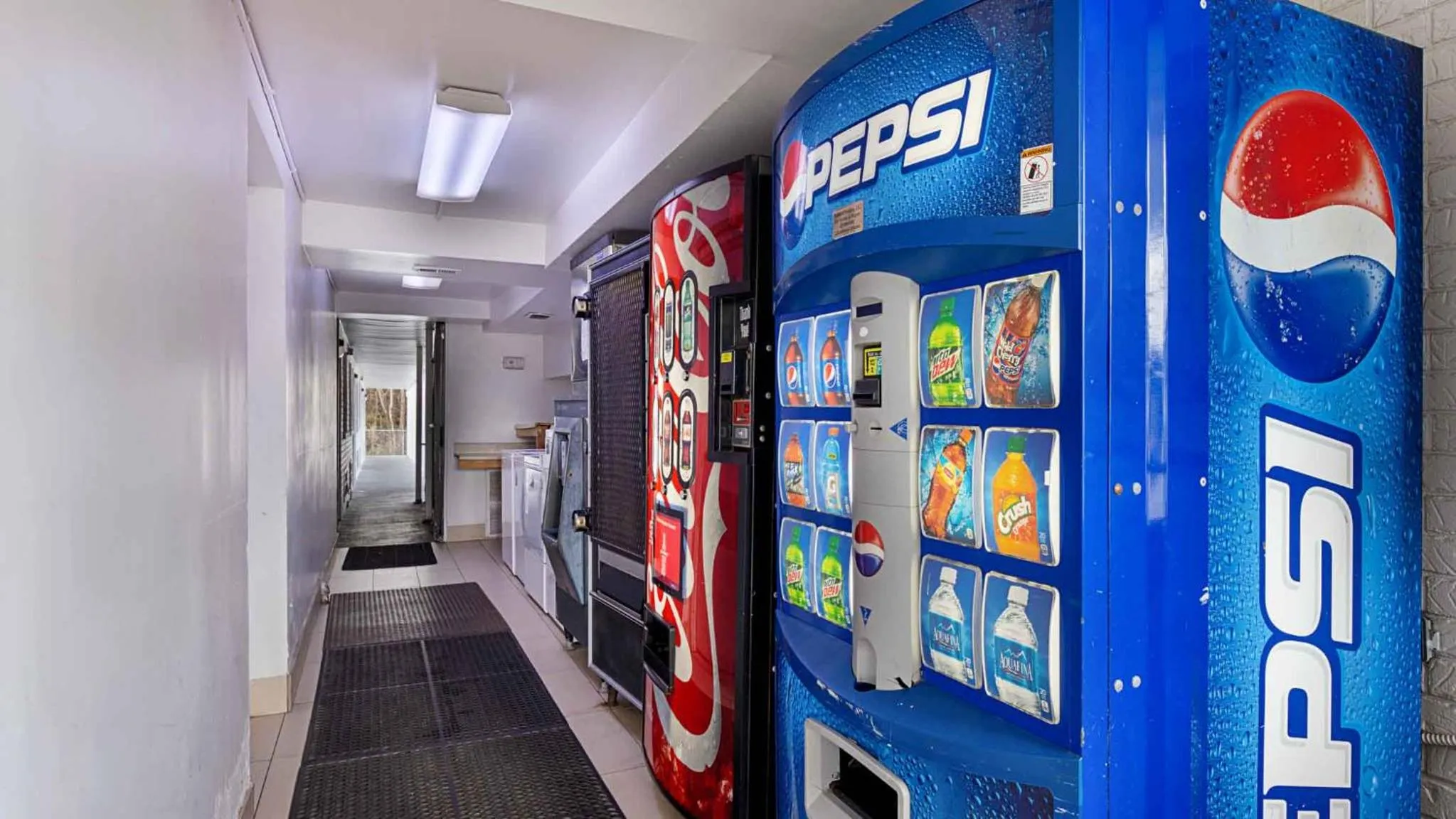 vending machine in Motel 6 Chattanooga, TN