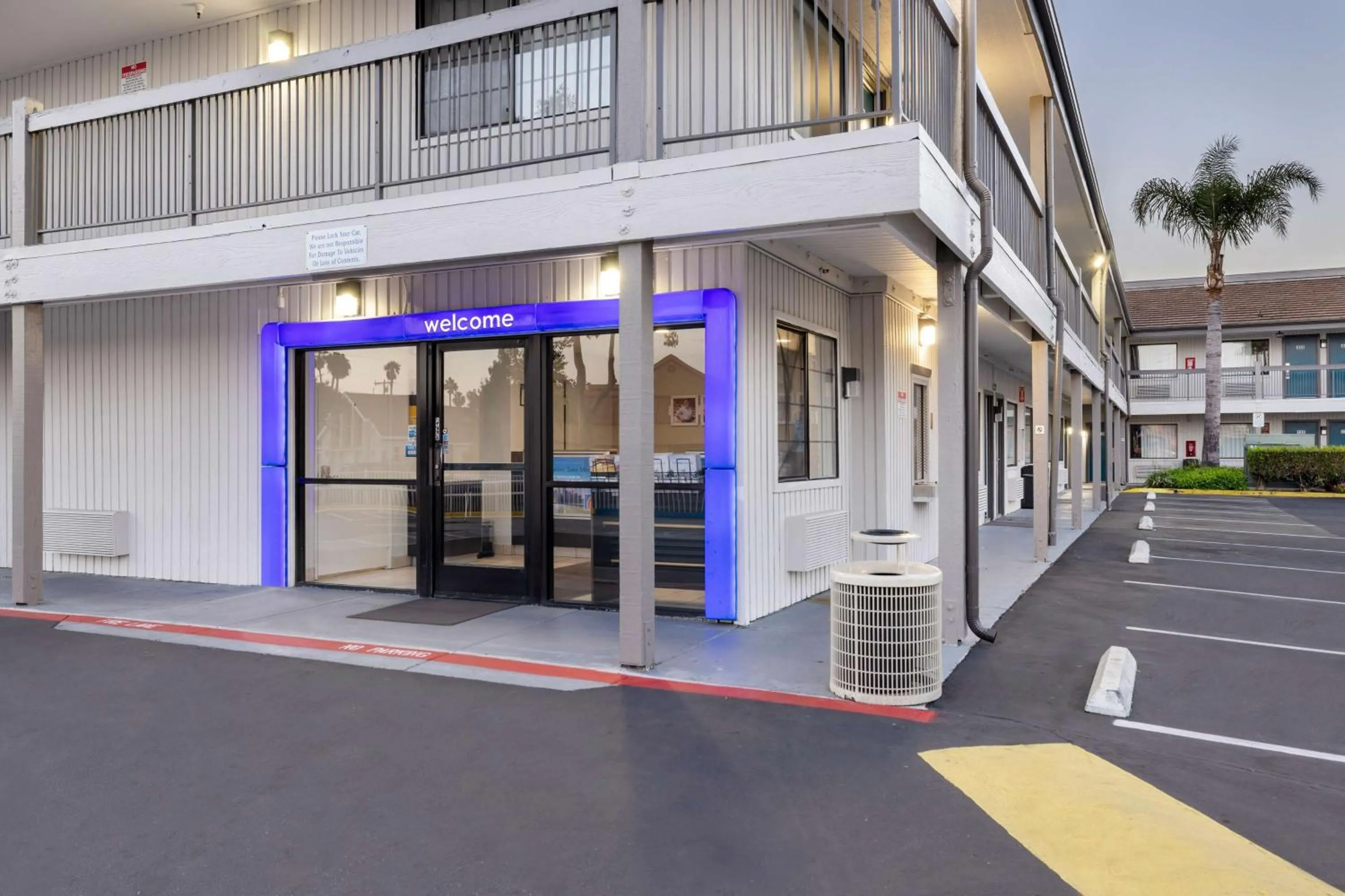 Property building in Motel 6-Santa Ana, CA