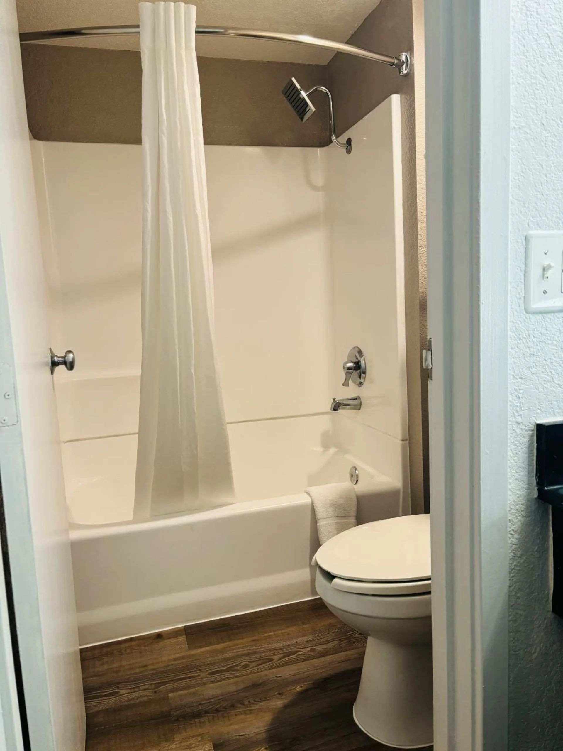 Shower in Motel 6-Santa Ana, CA