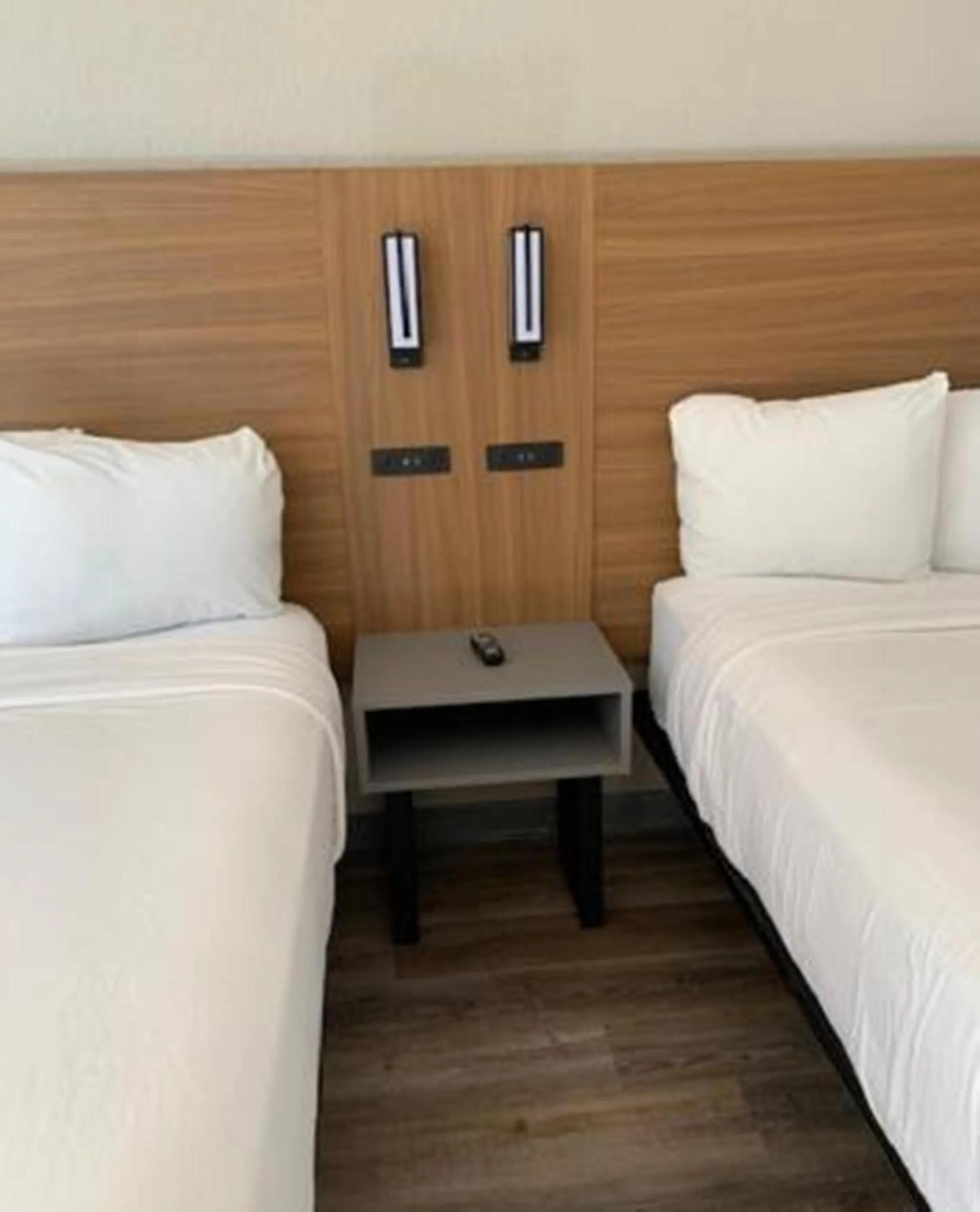 Bed in Motel 6-Santa Ana, CA