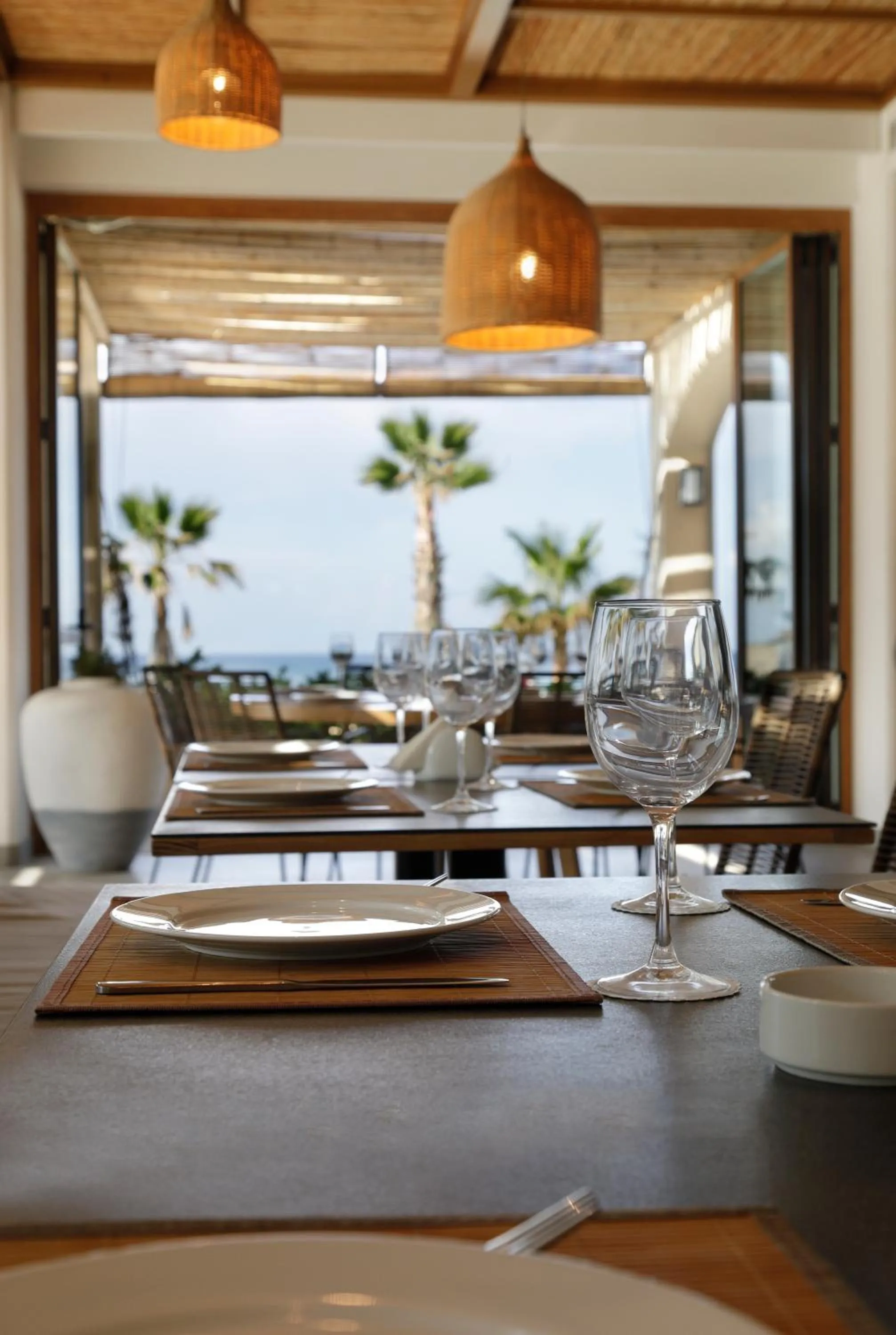 Restaurant/places to eat in La Siesta Hotel & Beach Resort