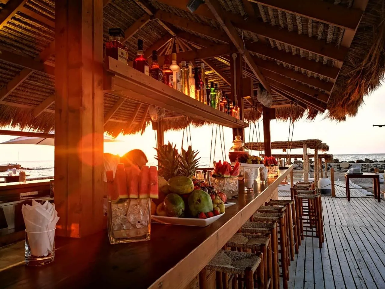 Lounge or bar in La Siesta Hotel & Beach Resort