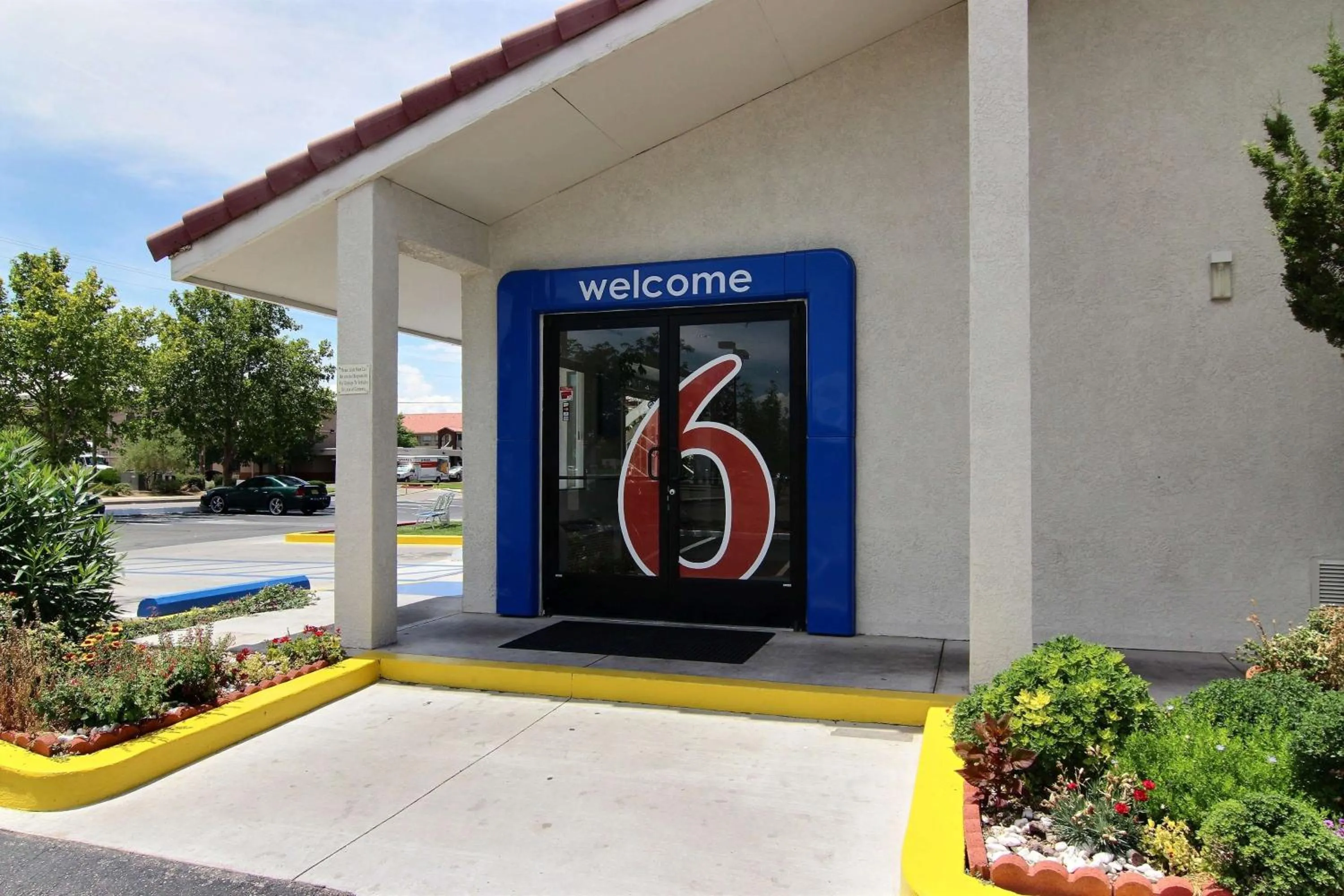 Property building in Motel 6-Albuquerque, NM - Coors Road