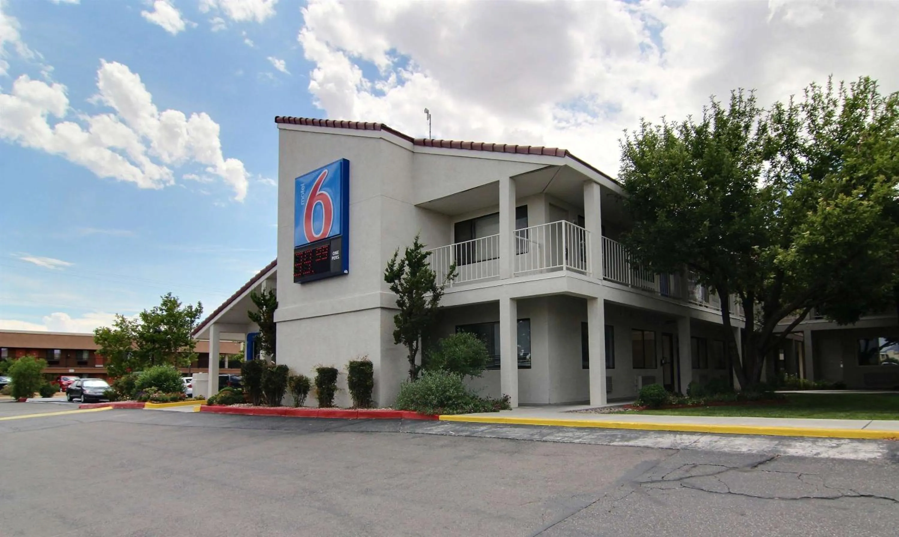 Property building in Motel 6-Albuquerque, NM - Coors Road