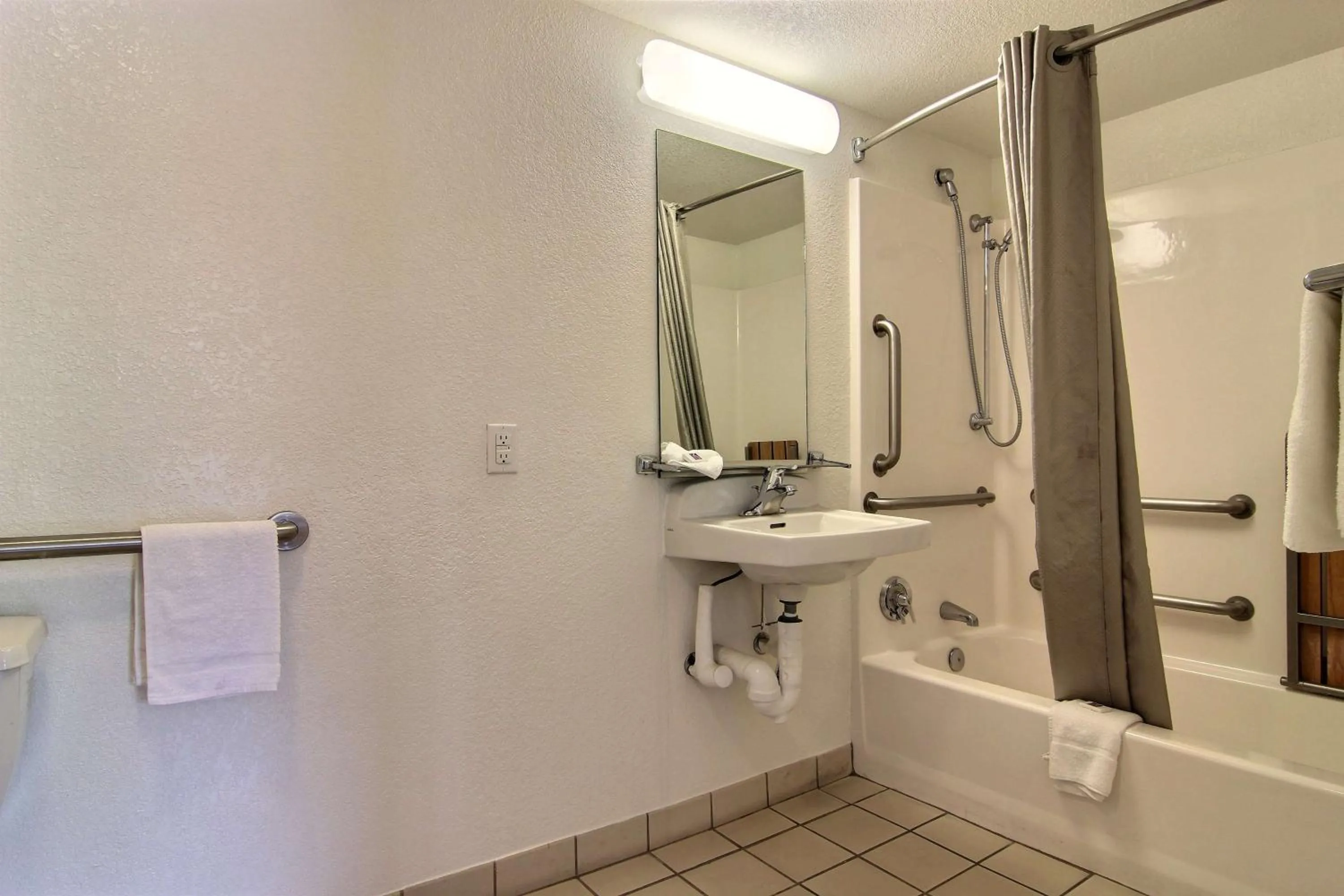 Shower in Motel 6-Albuquerque, NM - Coors Road