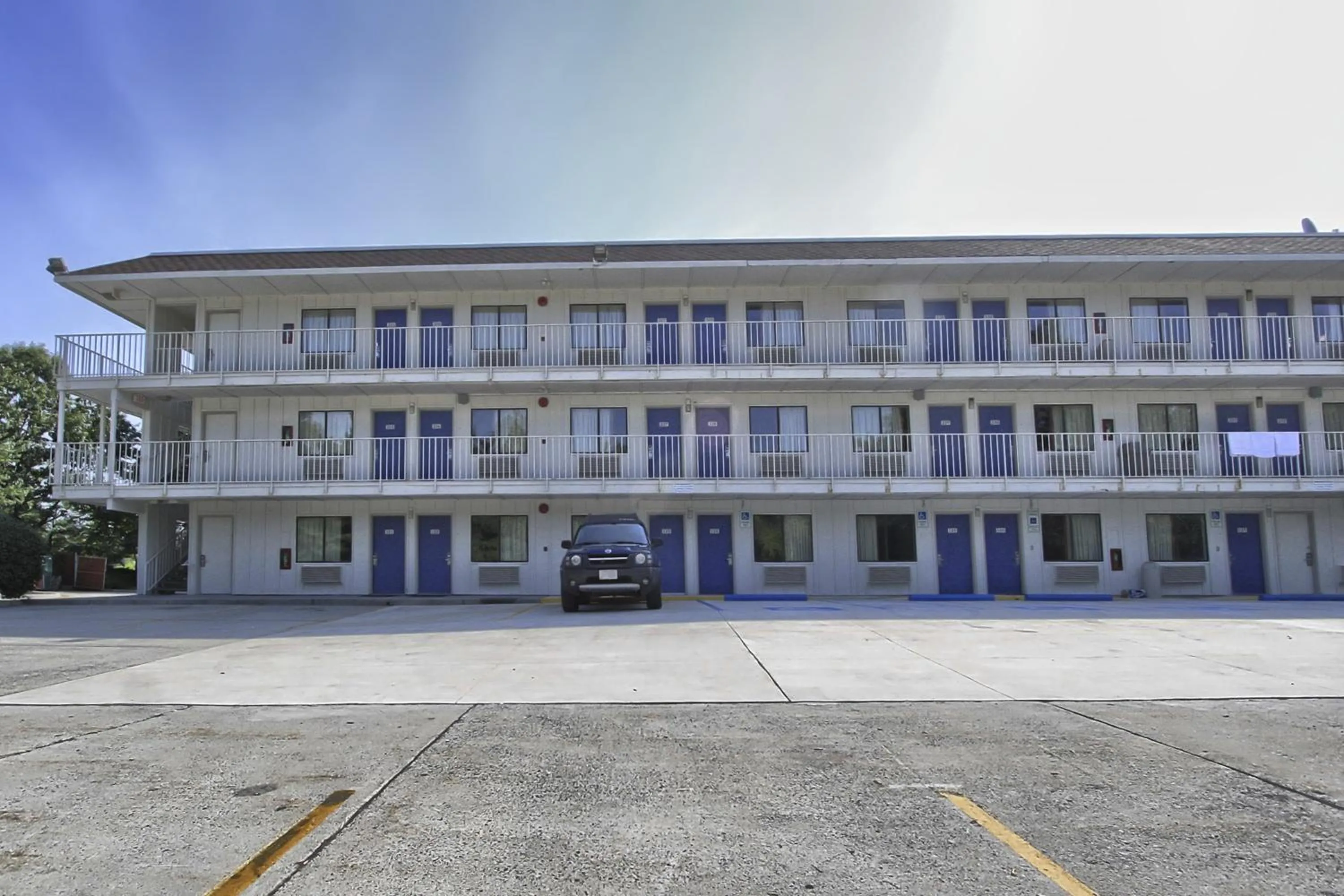 Facade/entrance in Motel 6-New Cumberland, PA - Harrisburg - Hershey South