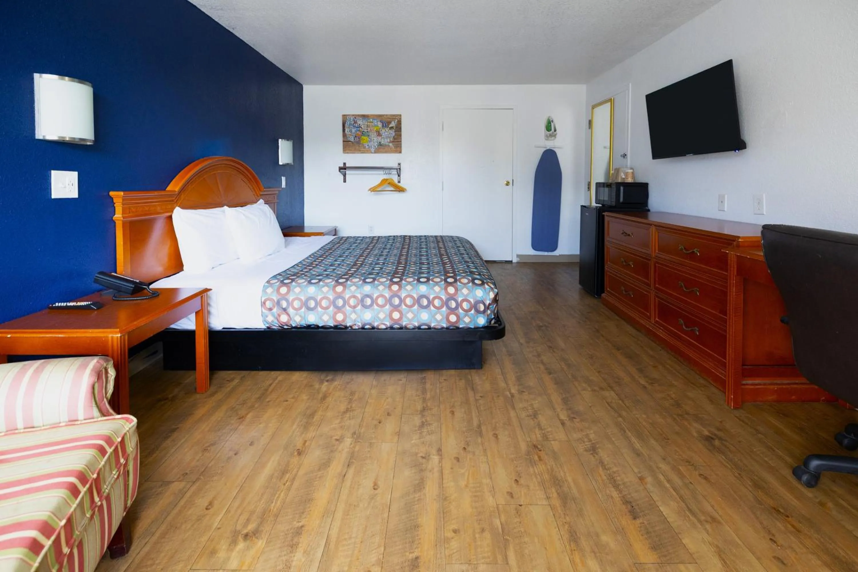 Bedroom, Bed in Budget Inn Greenville By Hotel O I-85