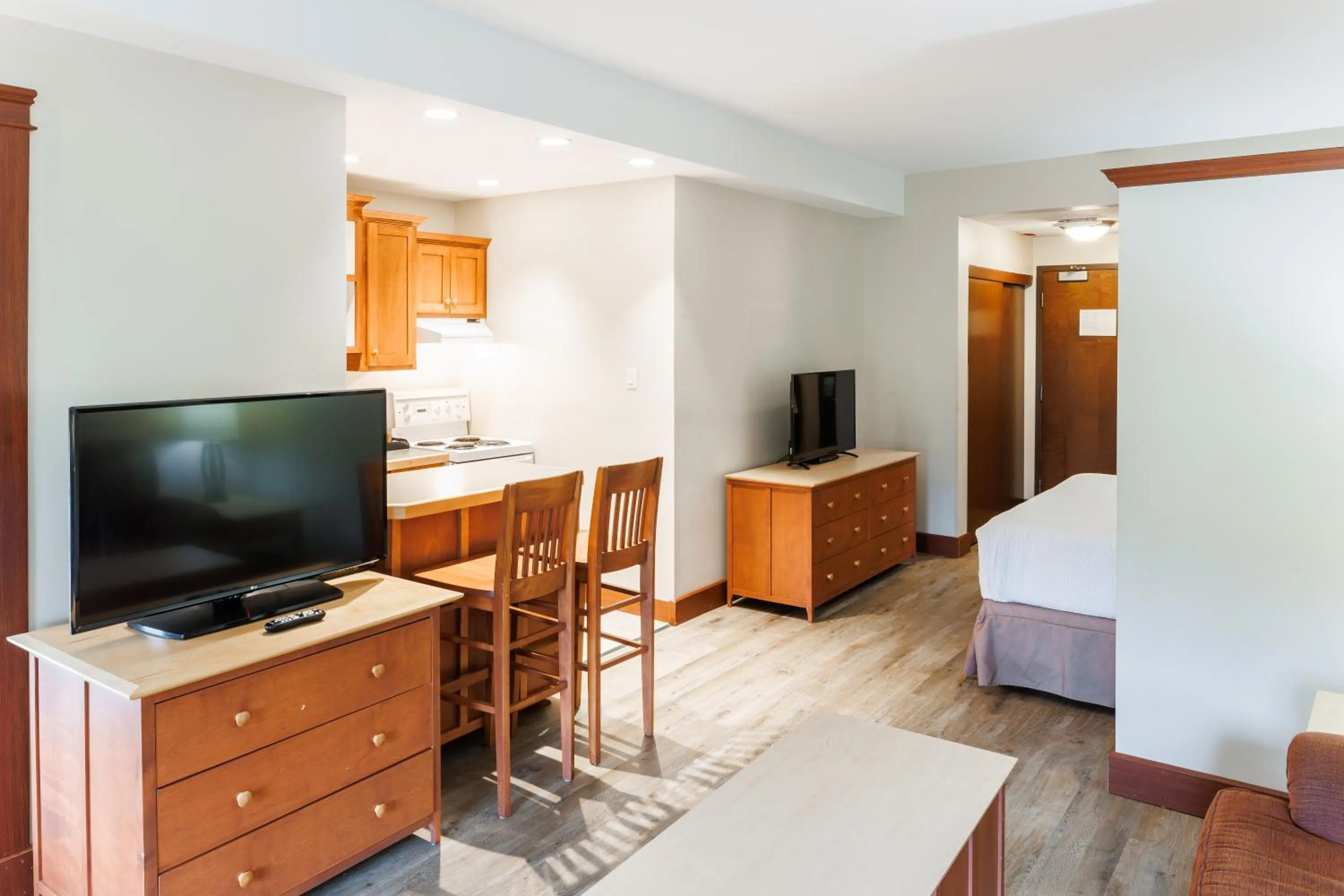 Bedroom, Bed in Rodd Brudenell River Resort