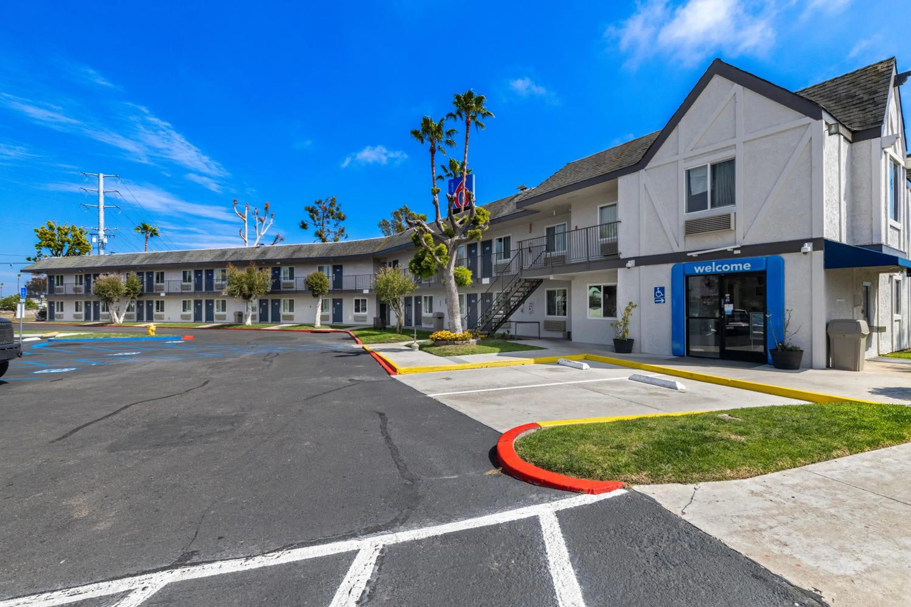 Property building in Motel 6-San Diego, CA - North