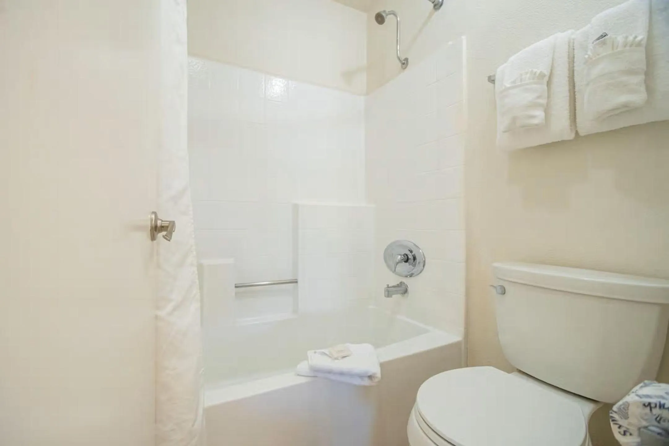 Desert Breezes Resort