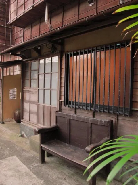 Property building in Atami Ikyuan 熱海一休庵