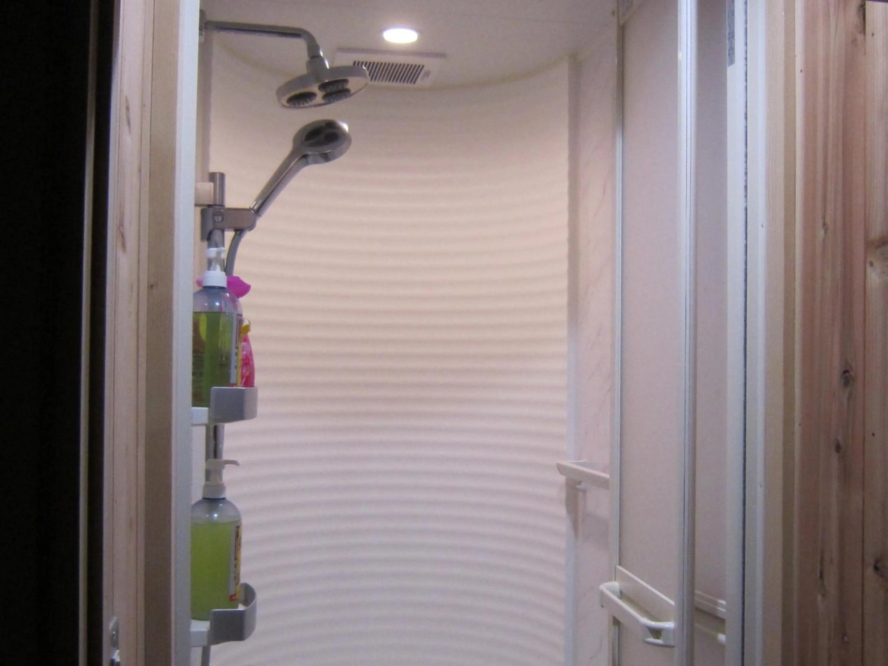 Shower in Atami Ikyuan 熱海一休庵