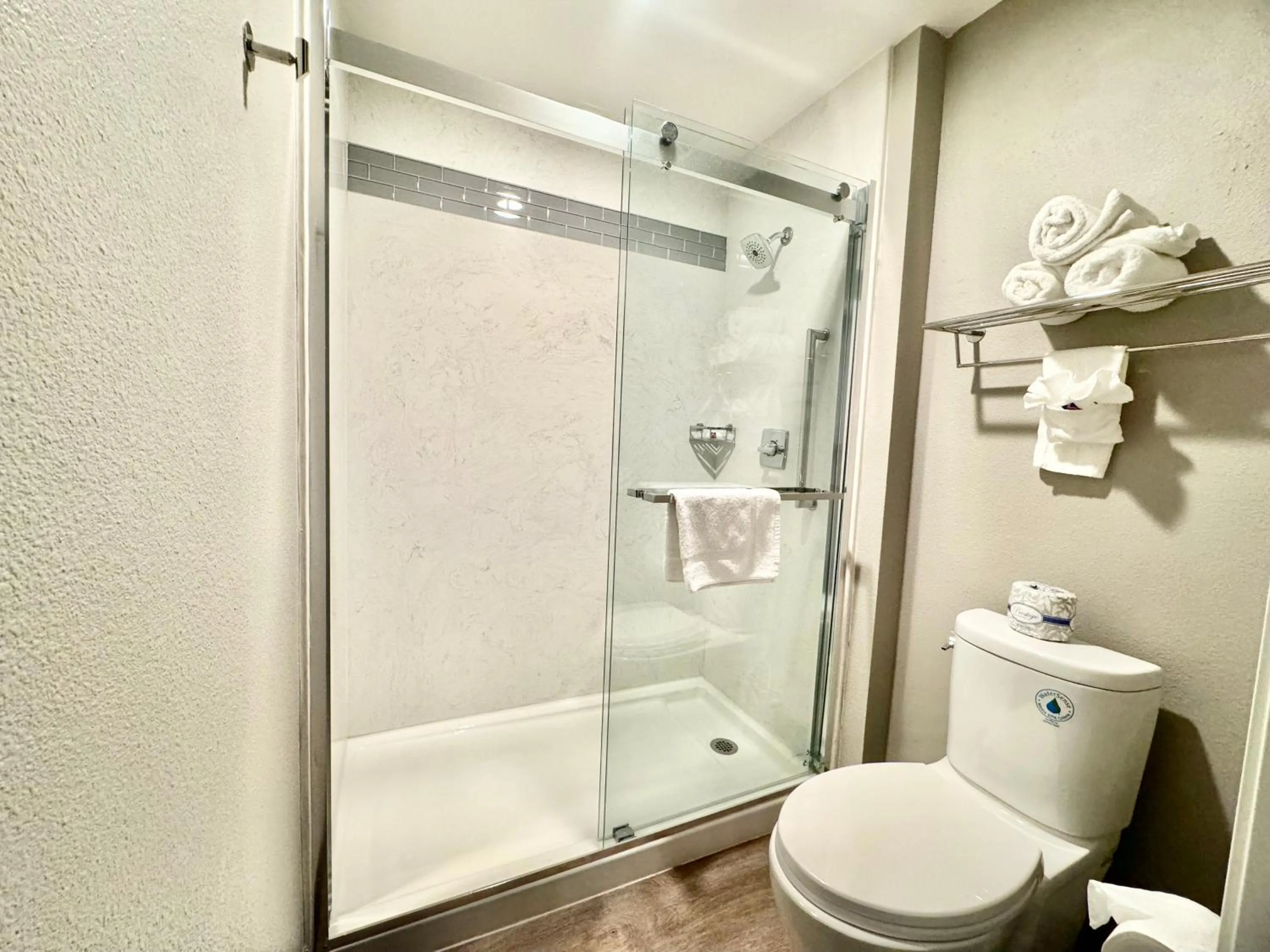 Bathroom in Motel 6-Bellflower, CA - Los Angeles