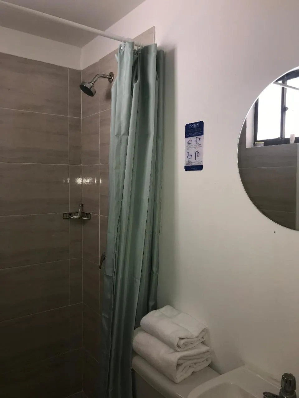 Shower in Mucura Hotel & Spa