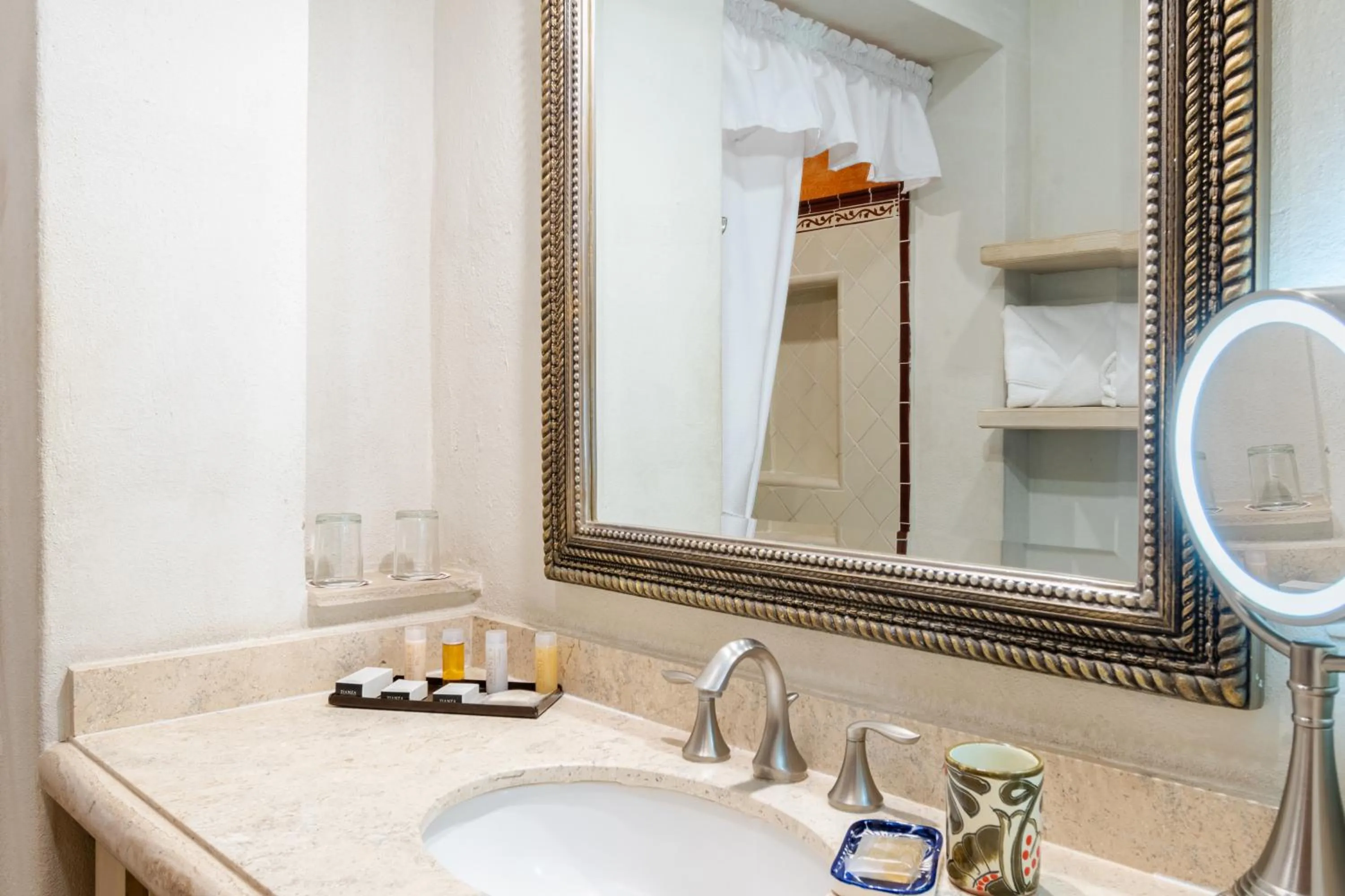 Bathroom in Hotel Casa Primavera Boutique & Spa