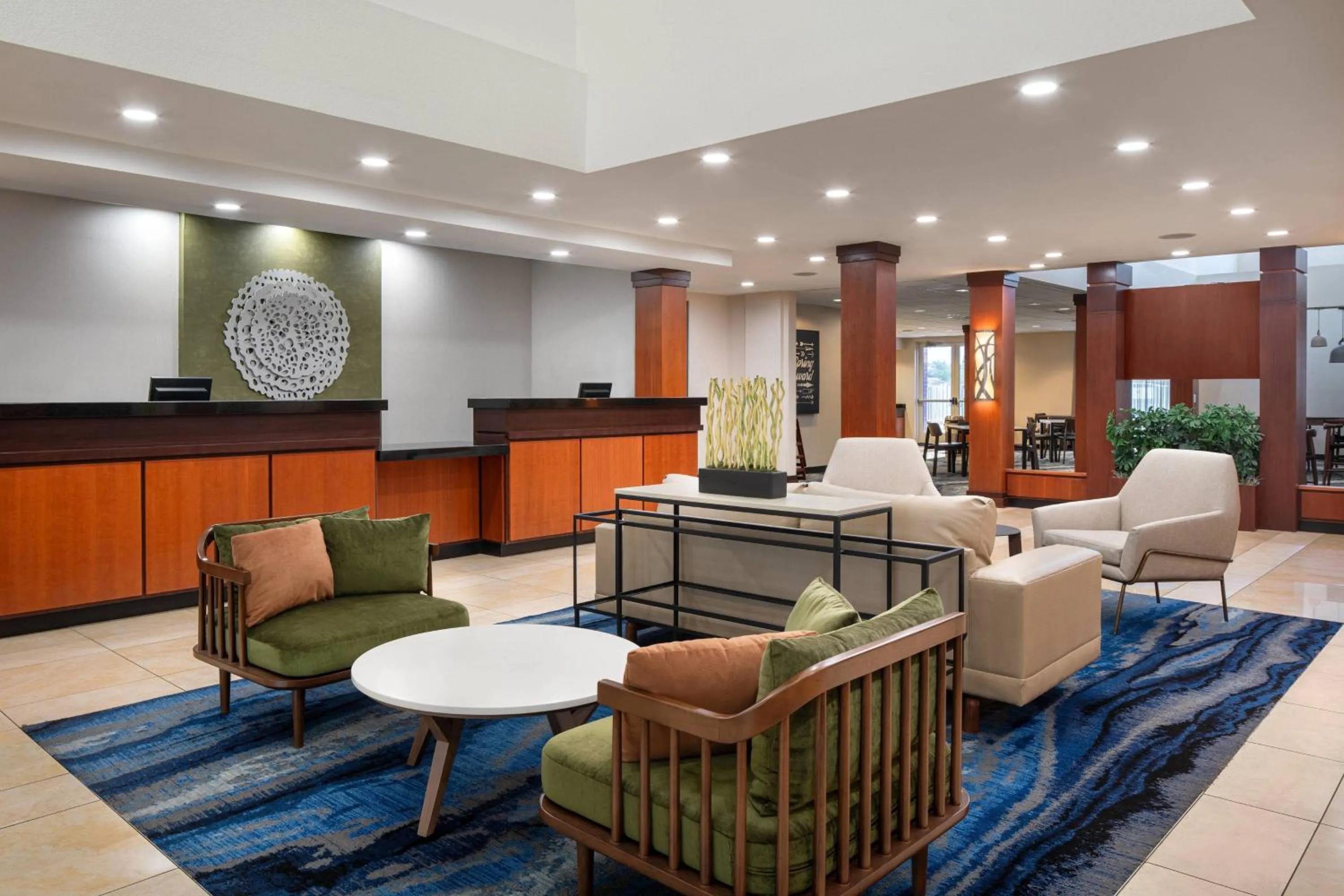 Lobby or reception in Fairfield Inn & Suites by Marriott Visalia Tulare
