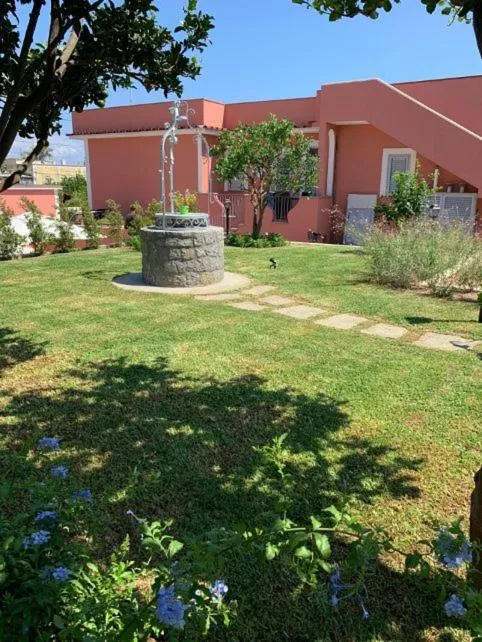 Garden in B&B Mediterraneo