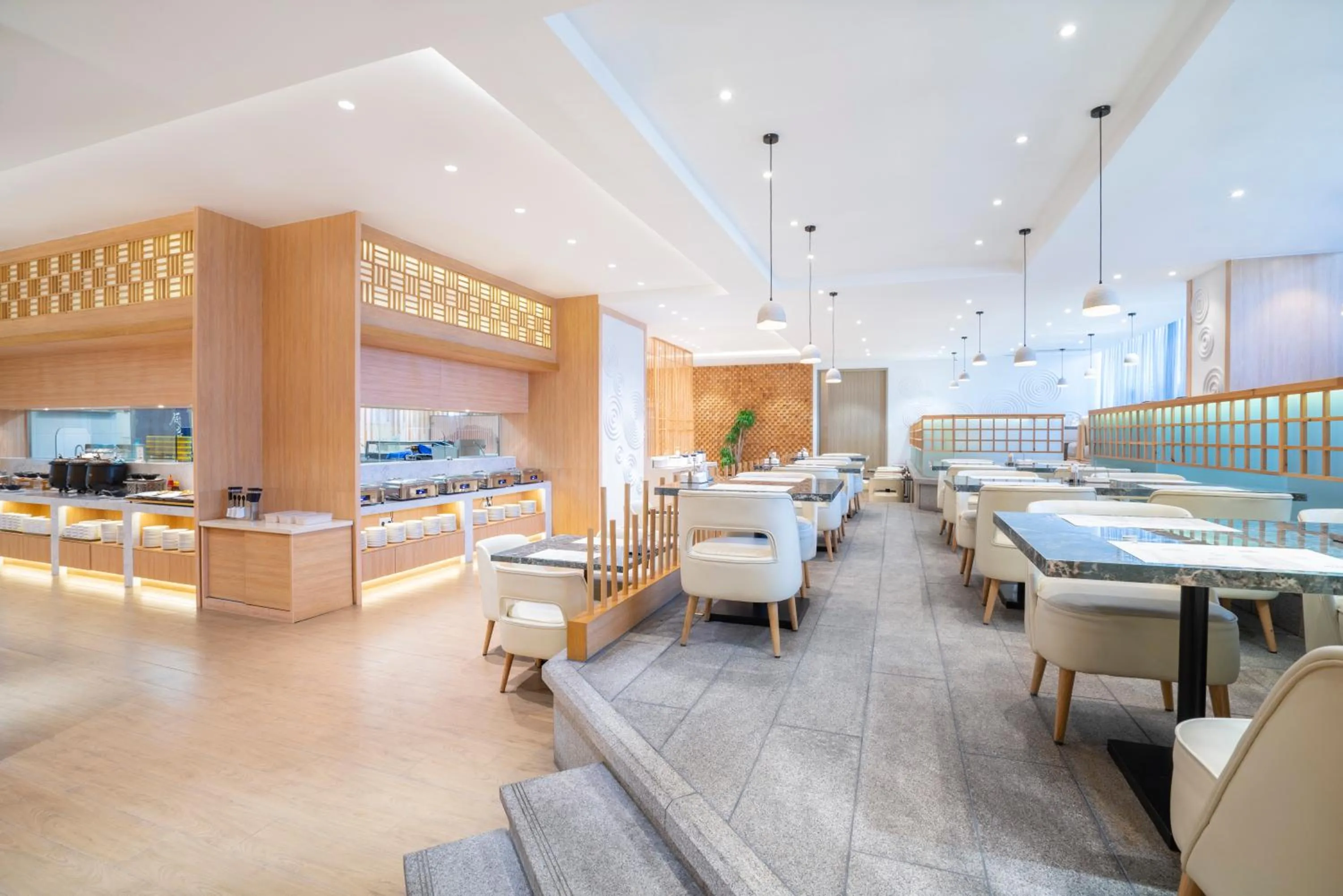 Restaurant/places to eat in Victoria Hotel Guangzhou Zhujiang New Town