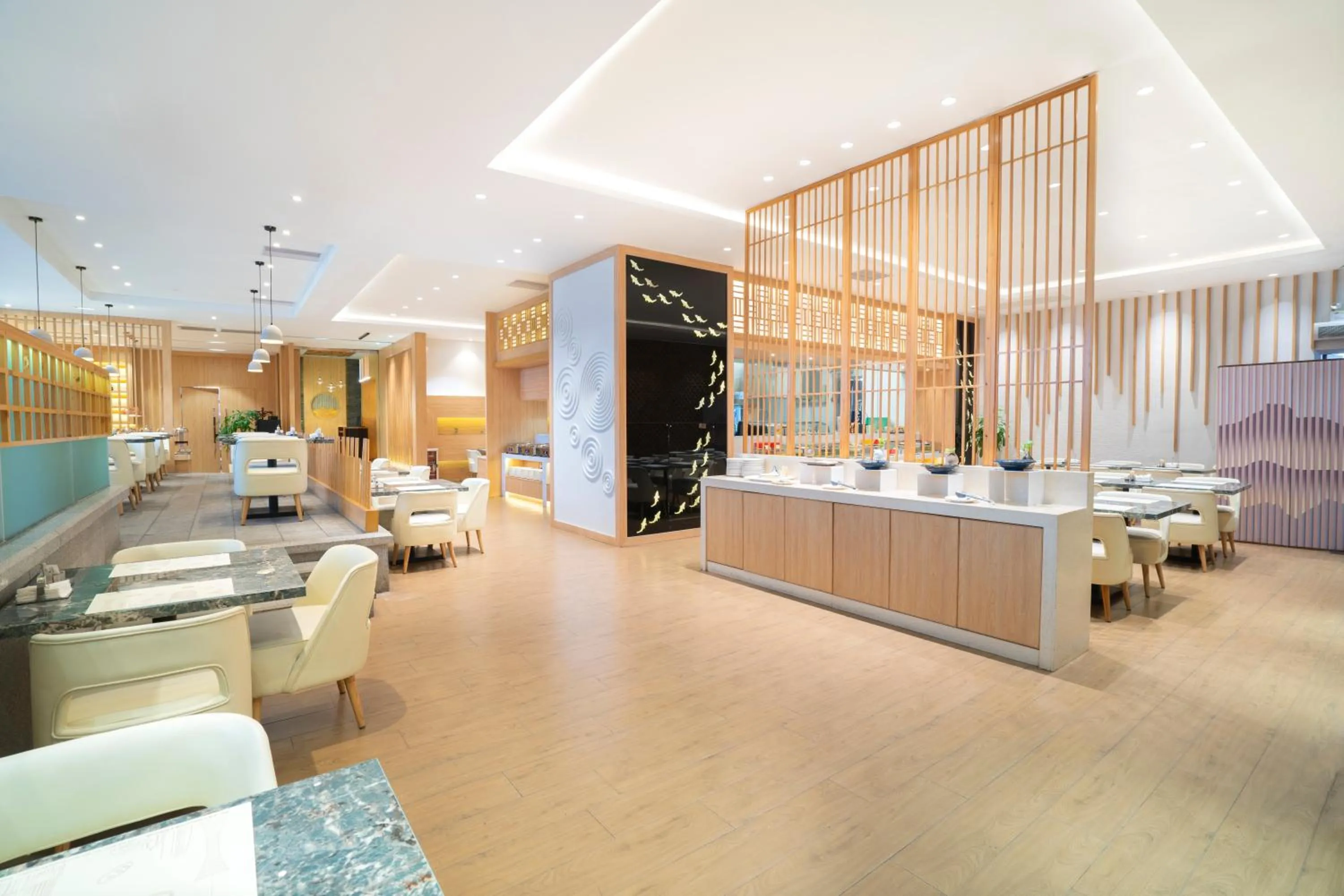 Restaurant/places to eat in Victoria Hotel Guangzhou Zhujiang New Town
