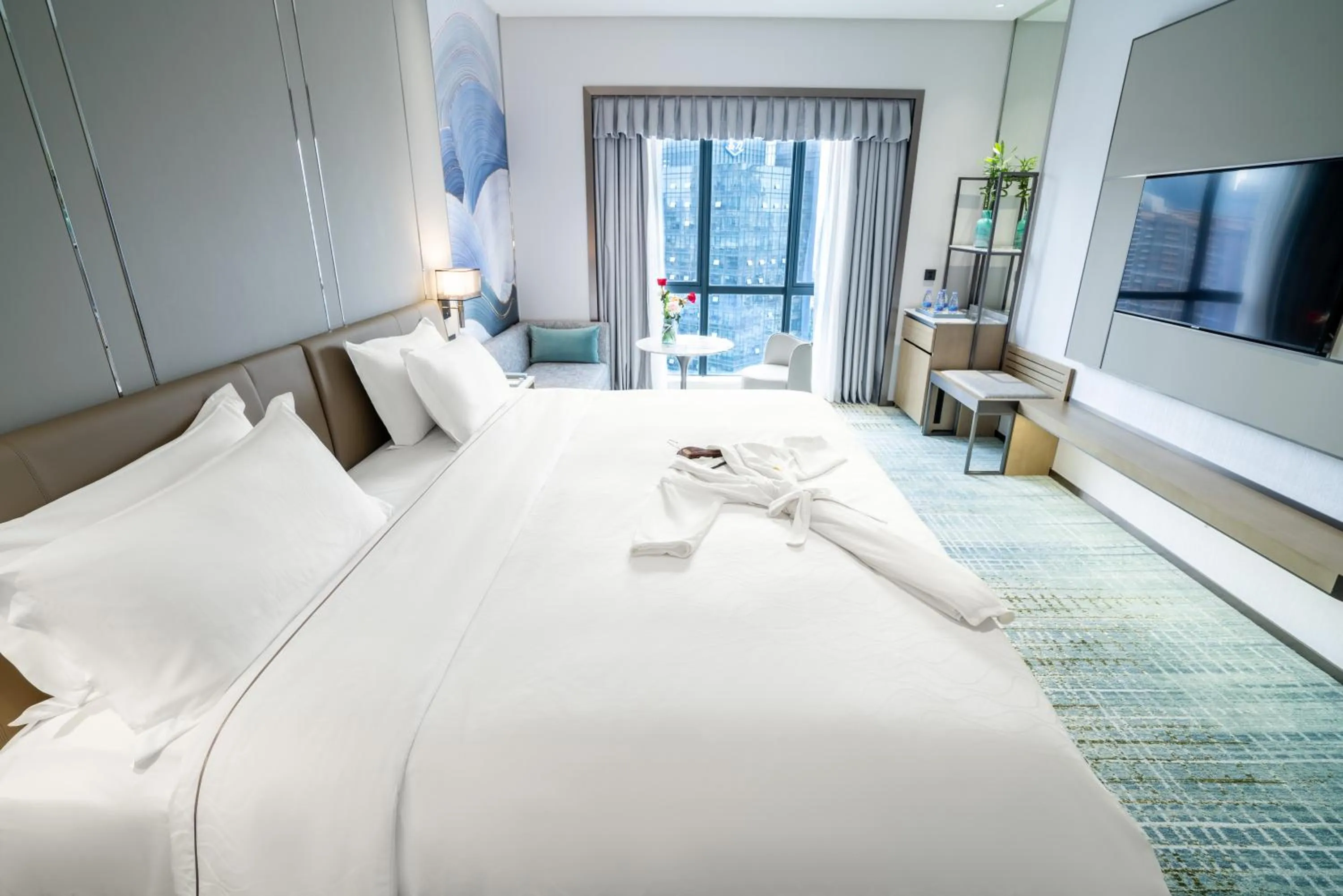 Bed in Victoria Hotel Guangzhou Zhujiang New Town