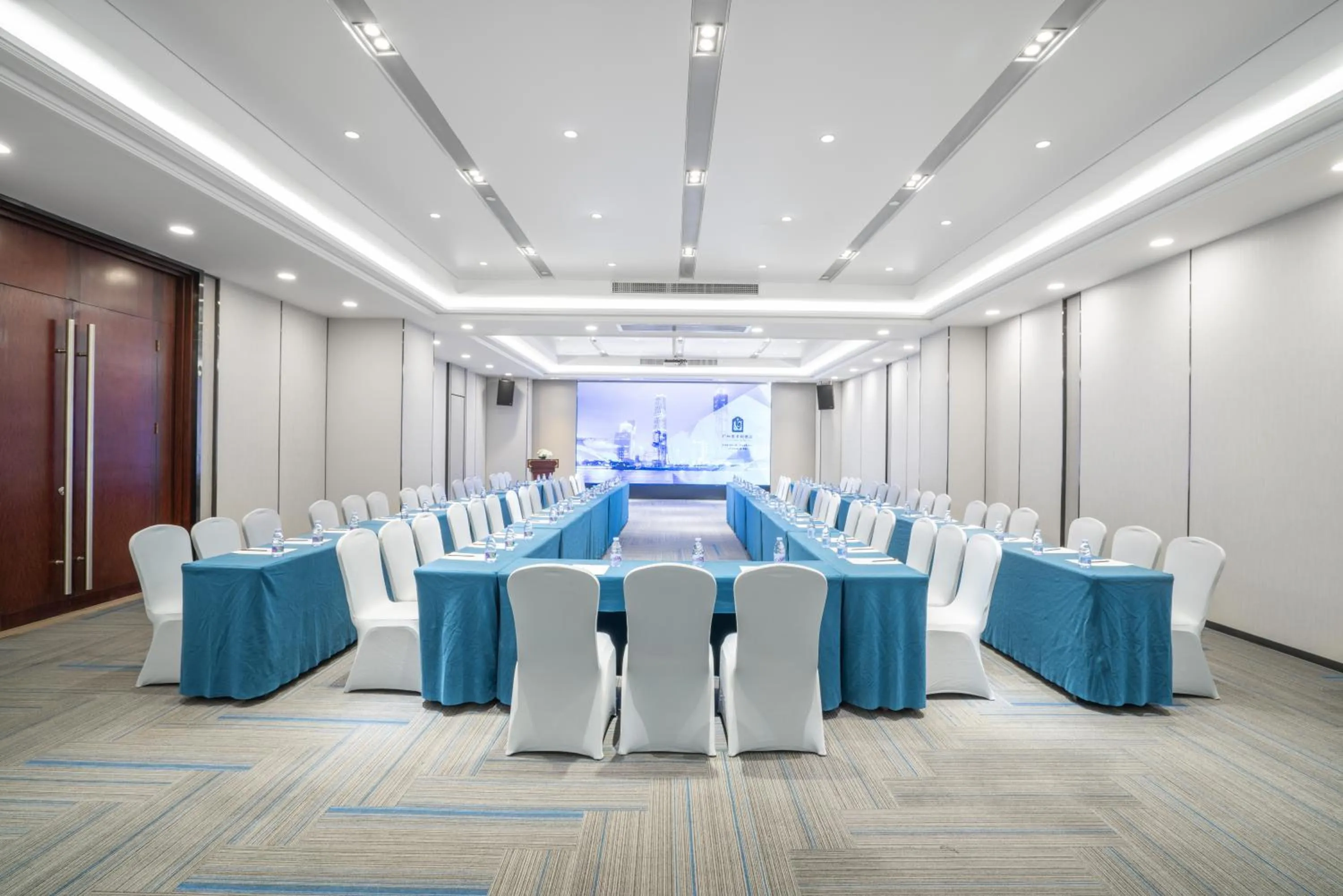 Meeting/conference room in Victoria Hotel Guangzhou Zhujiang New Town
