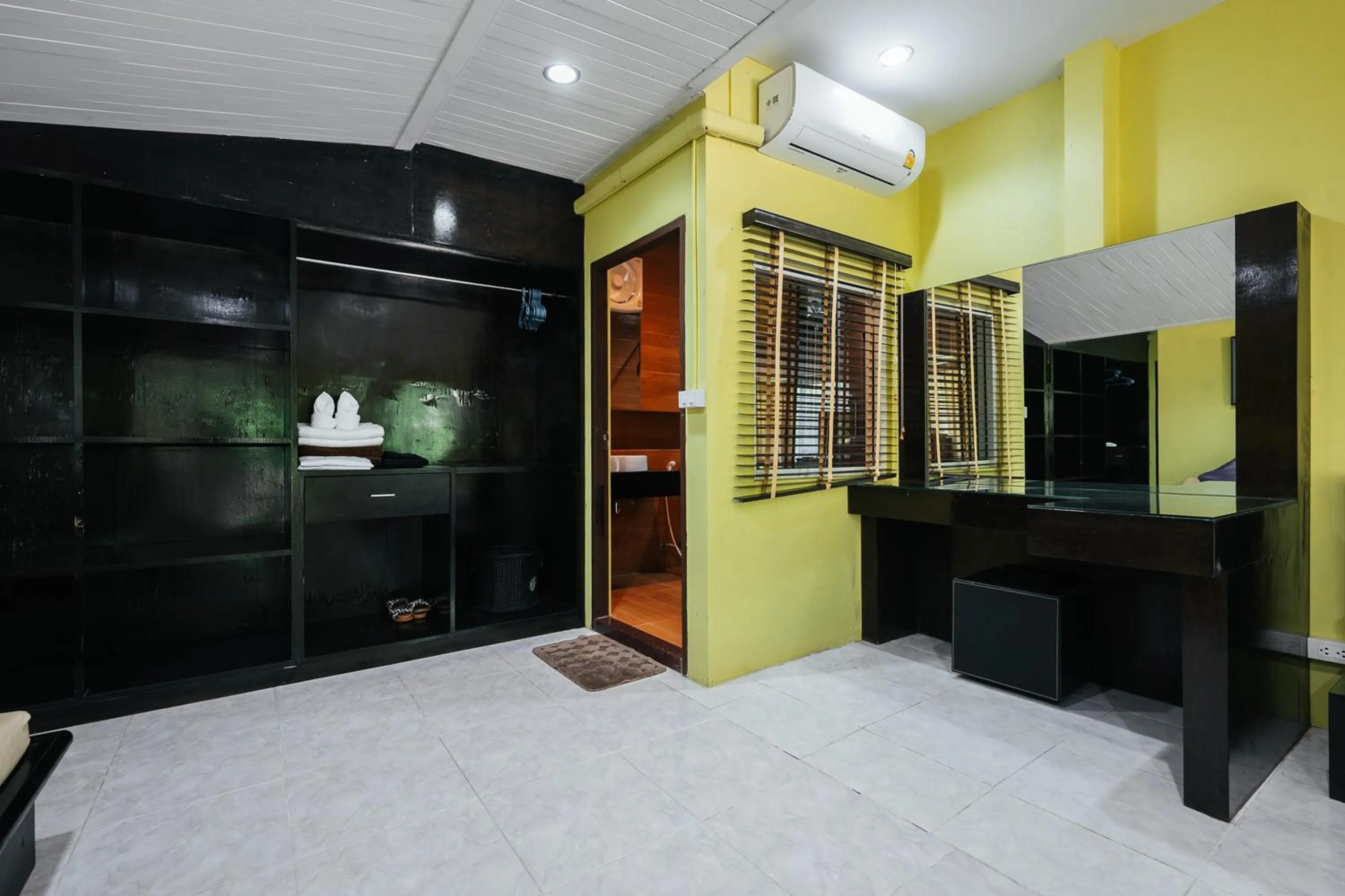 Bed in Thai Modern Resort & Spa "Newly Renovated"