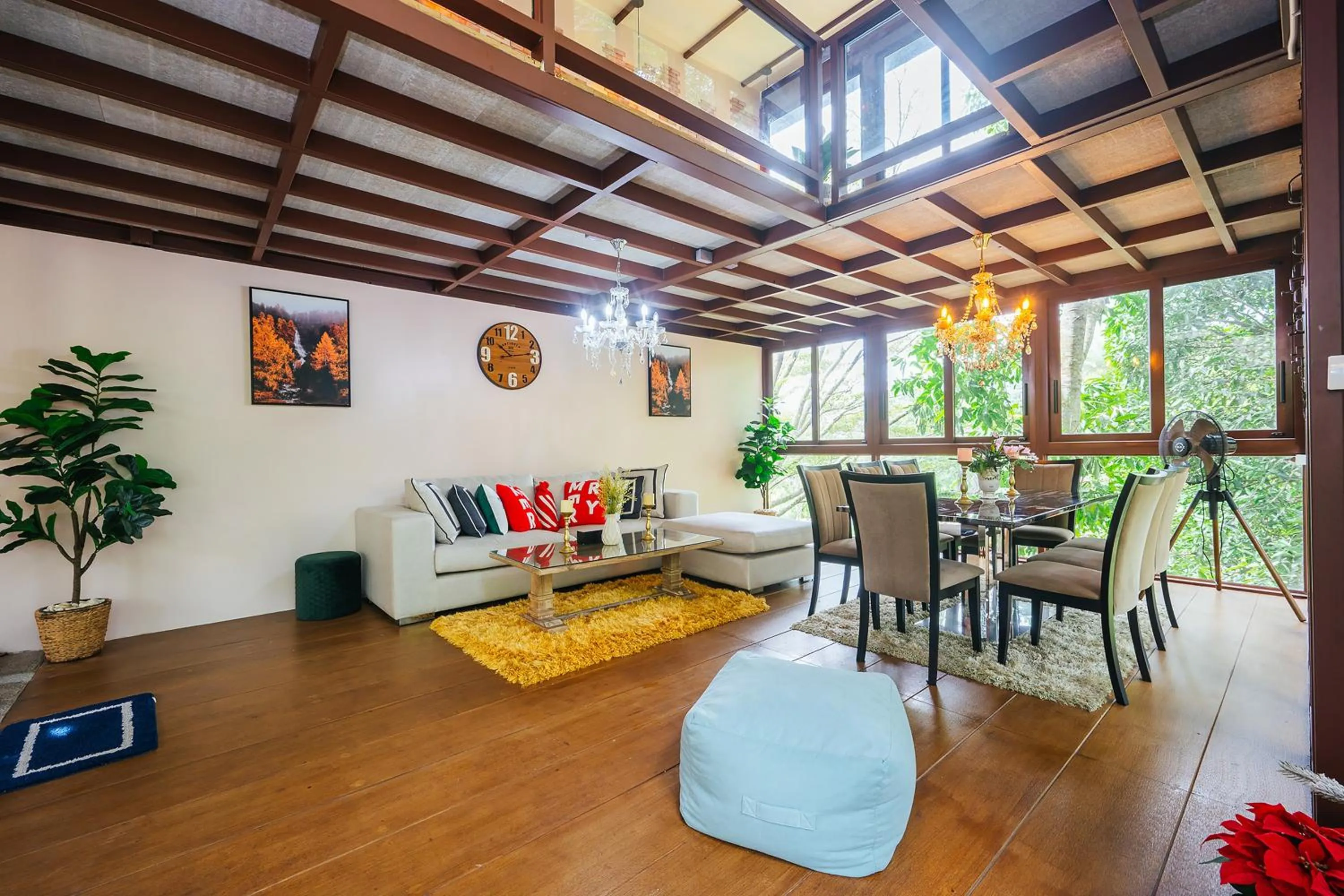 Living room in Thai Modern Resort & Spa "Newly Renovated"