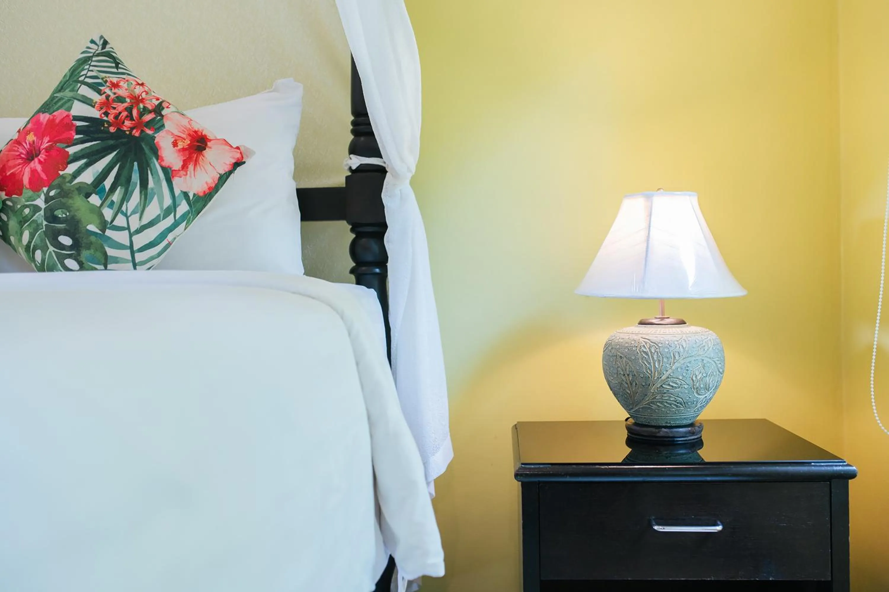 Bedroom, Bed in Thai Modern Resort & Spa "Newly Renovated"