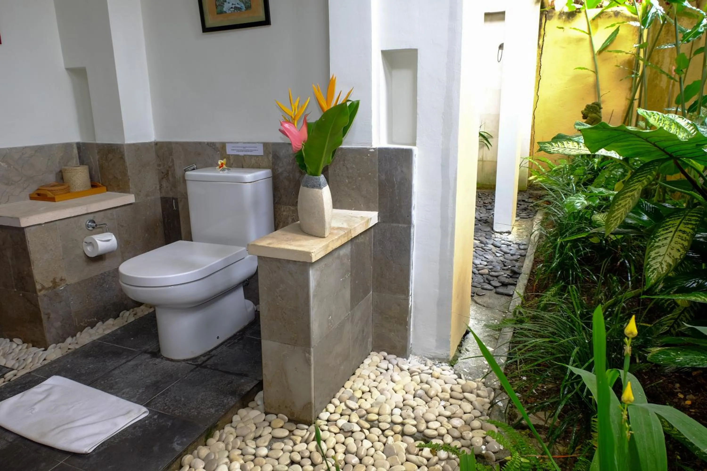 Toilet in Villa Sebali