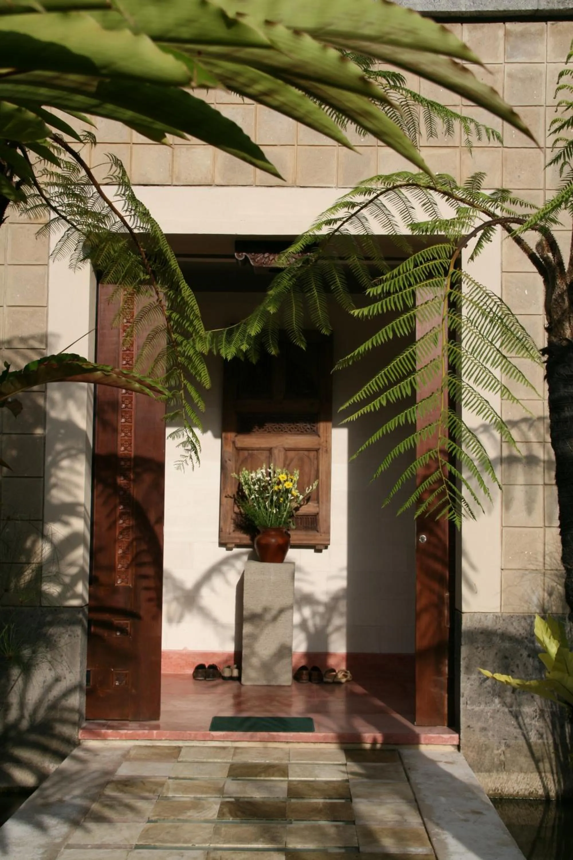 Facade/entrance in Villa Sebali