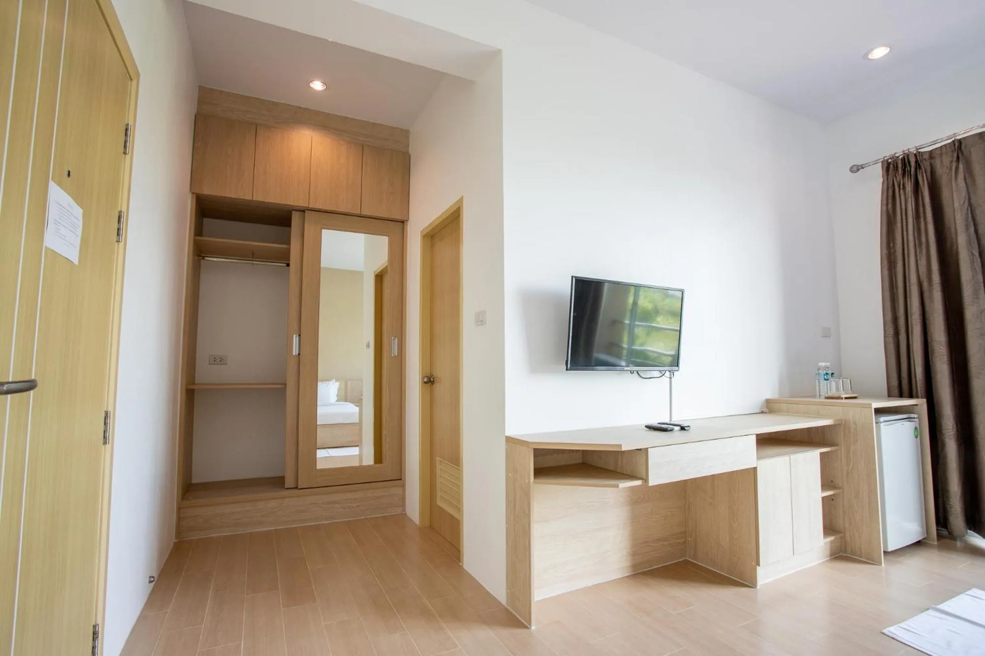 TV and multimedia in O2 Hotel Lopburi