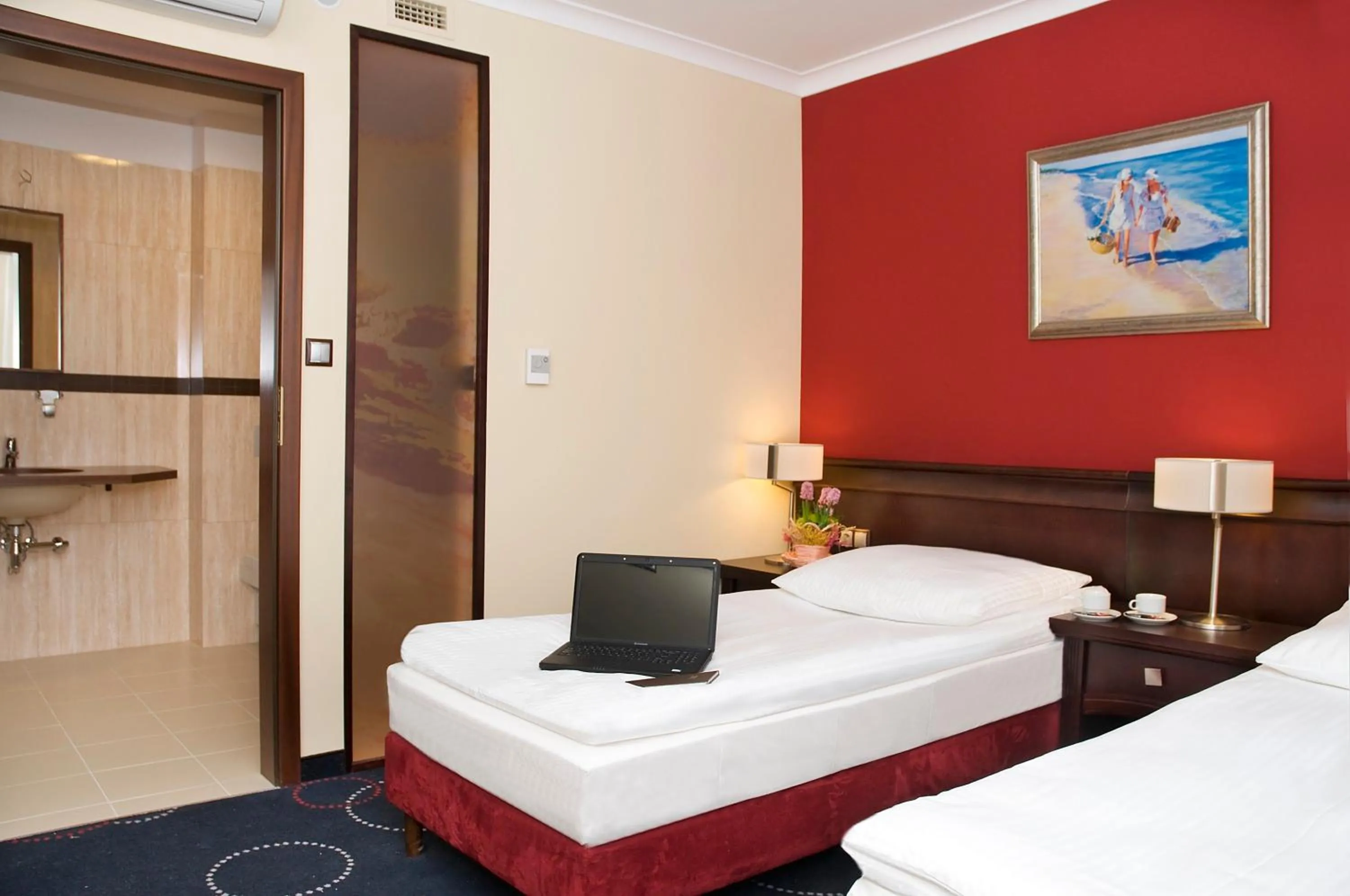 Bed in Hotel Admirał