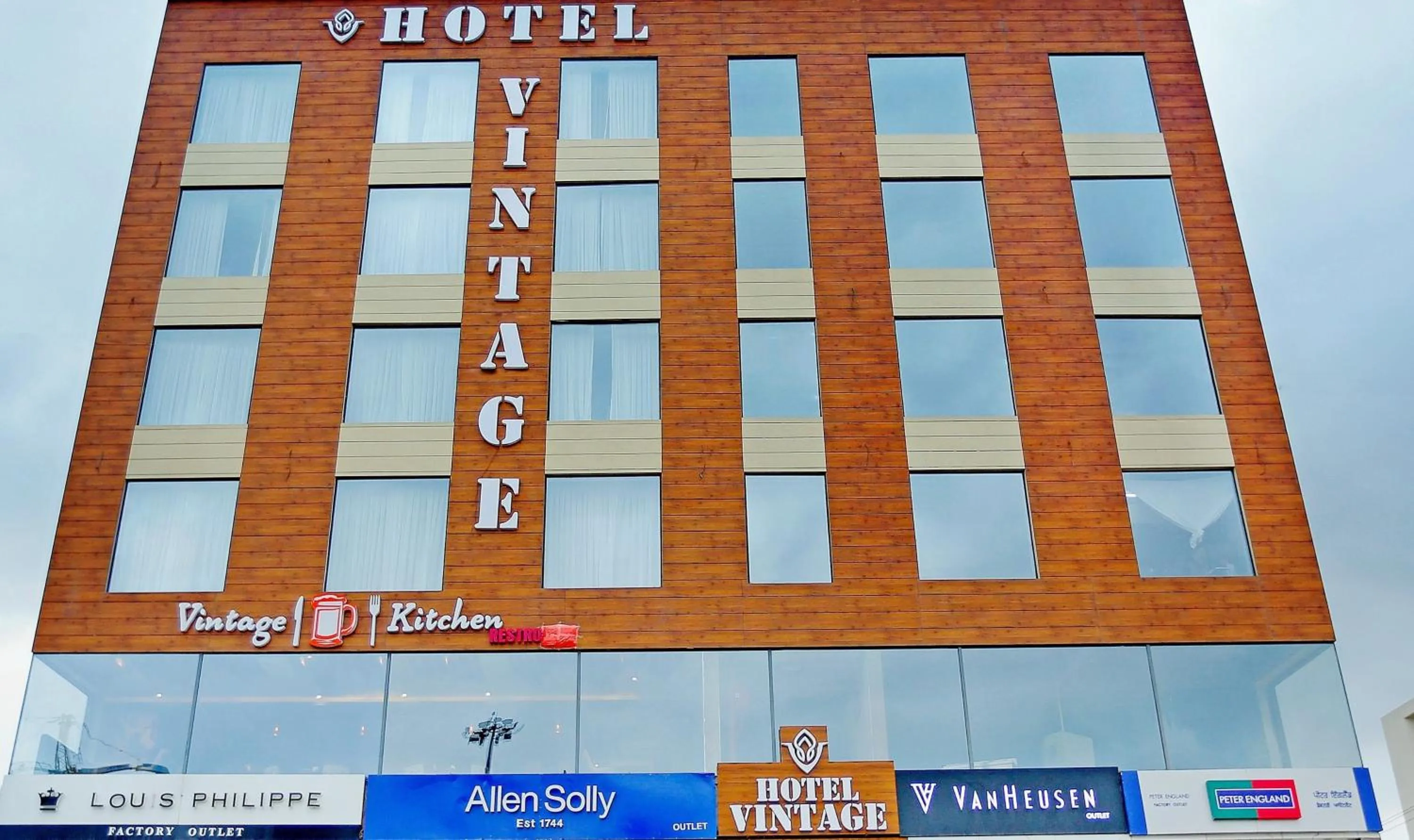 Property building in Hotel Vintage Chandigarh Zirakpur