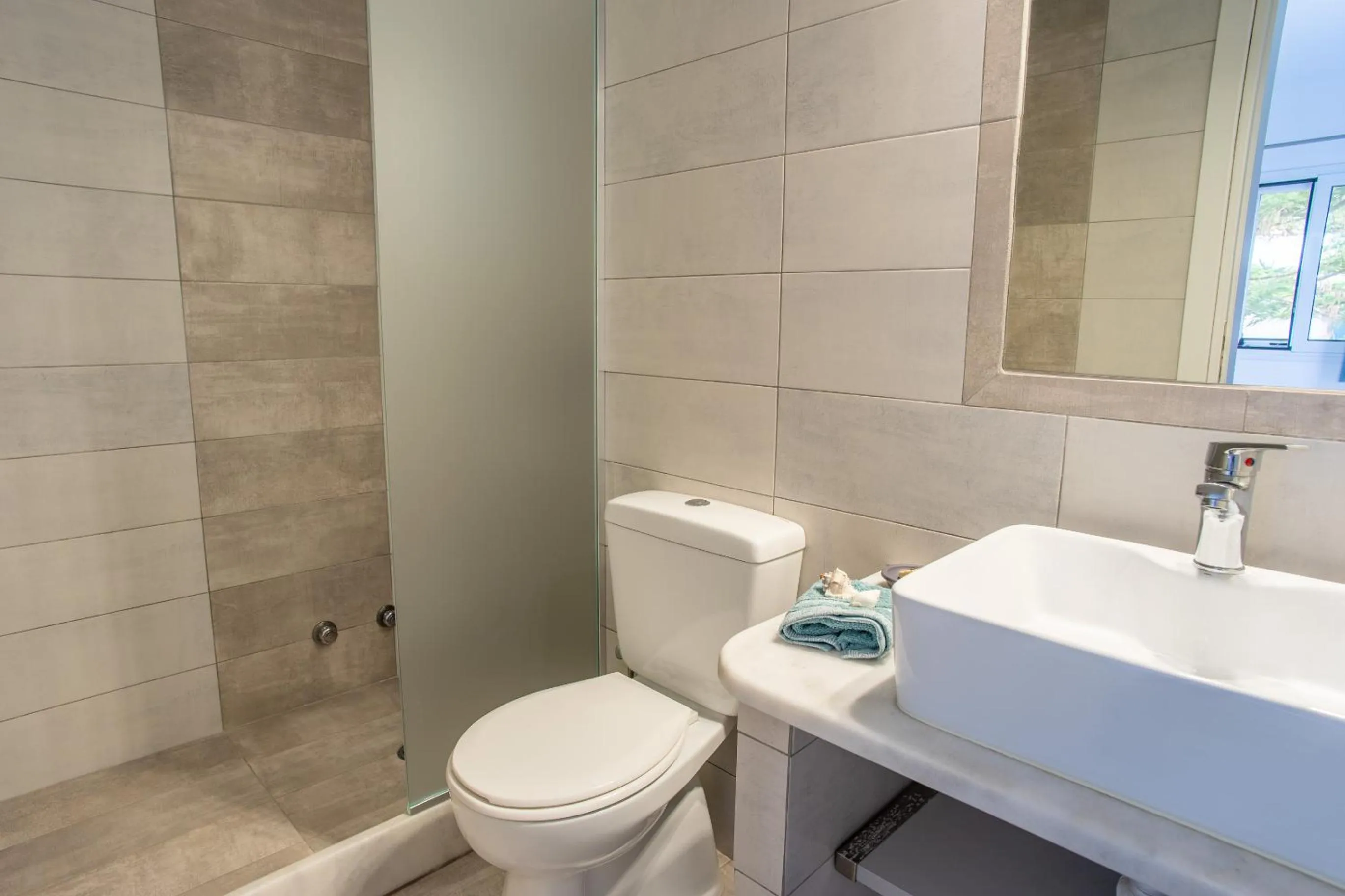 Bathroom in Marioly Studios