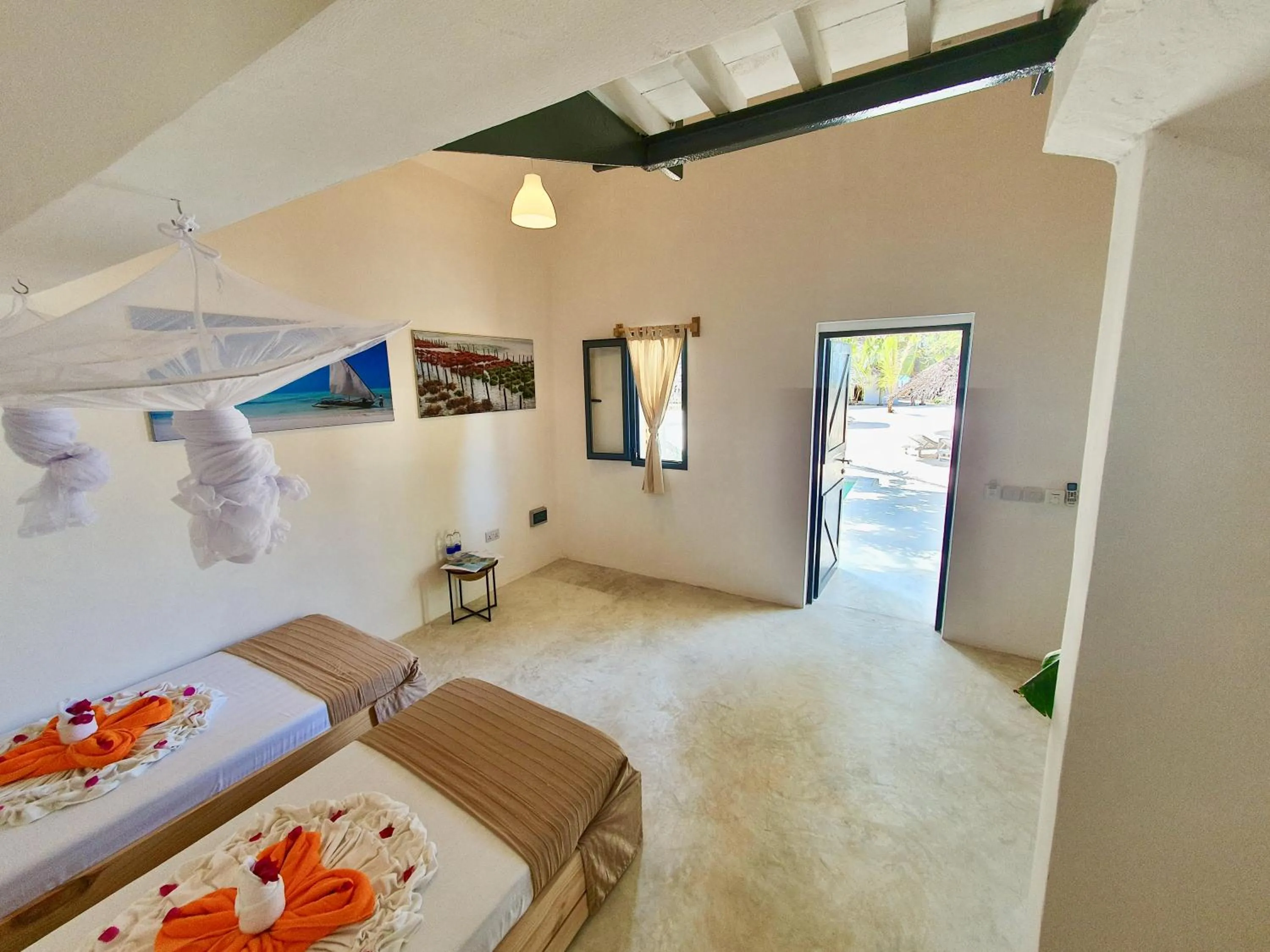 Living room, Bed in Fun Beach Hotel