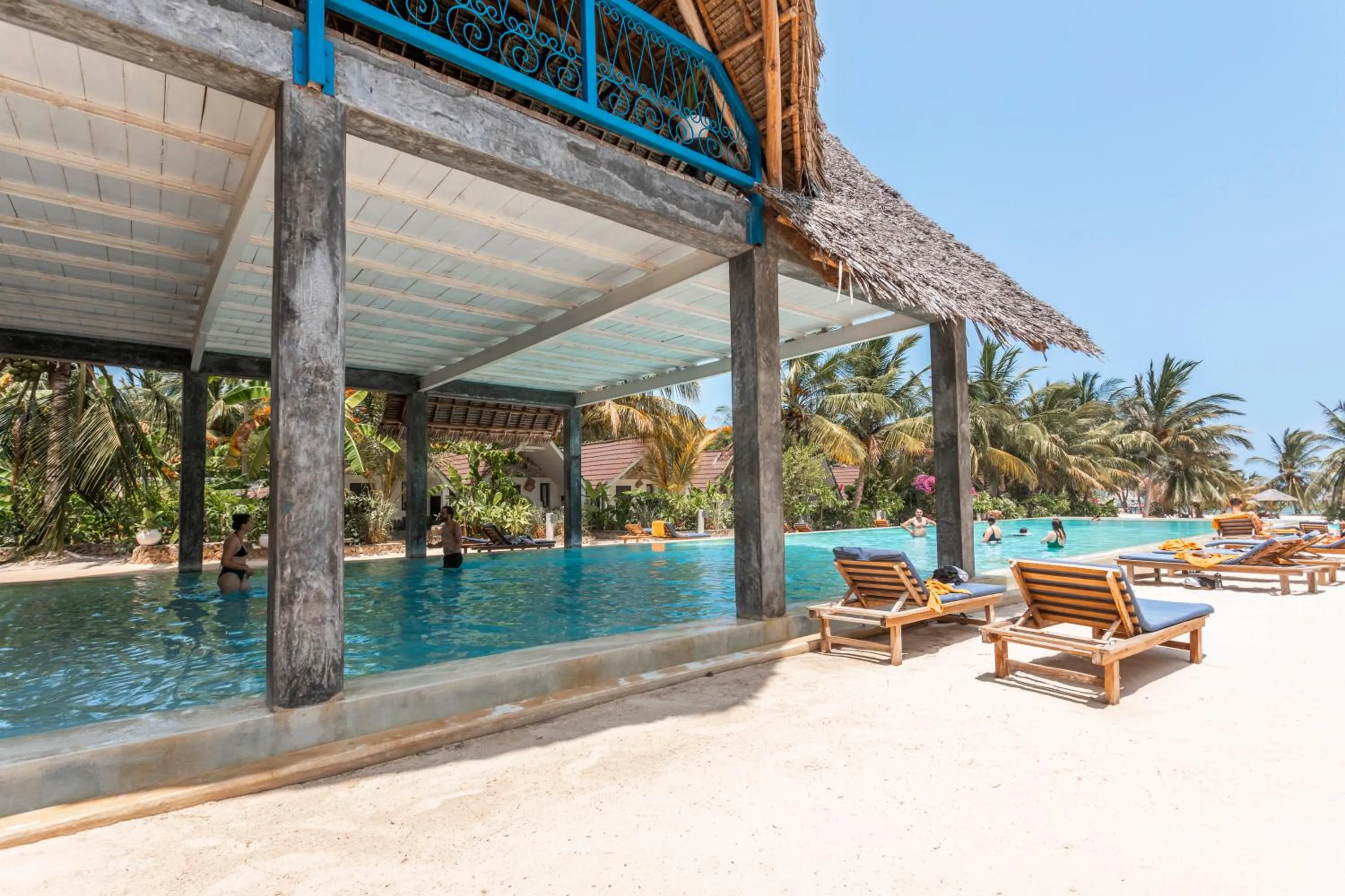 Swimming pool in Fun Beach Hotel