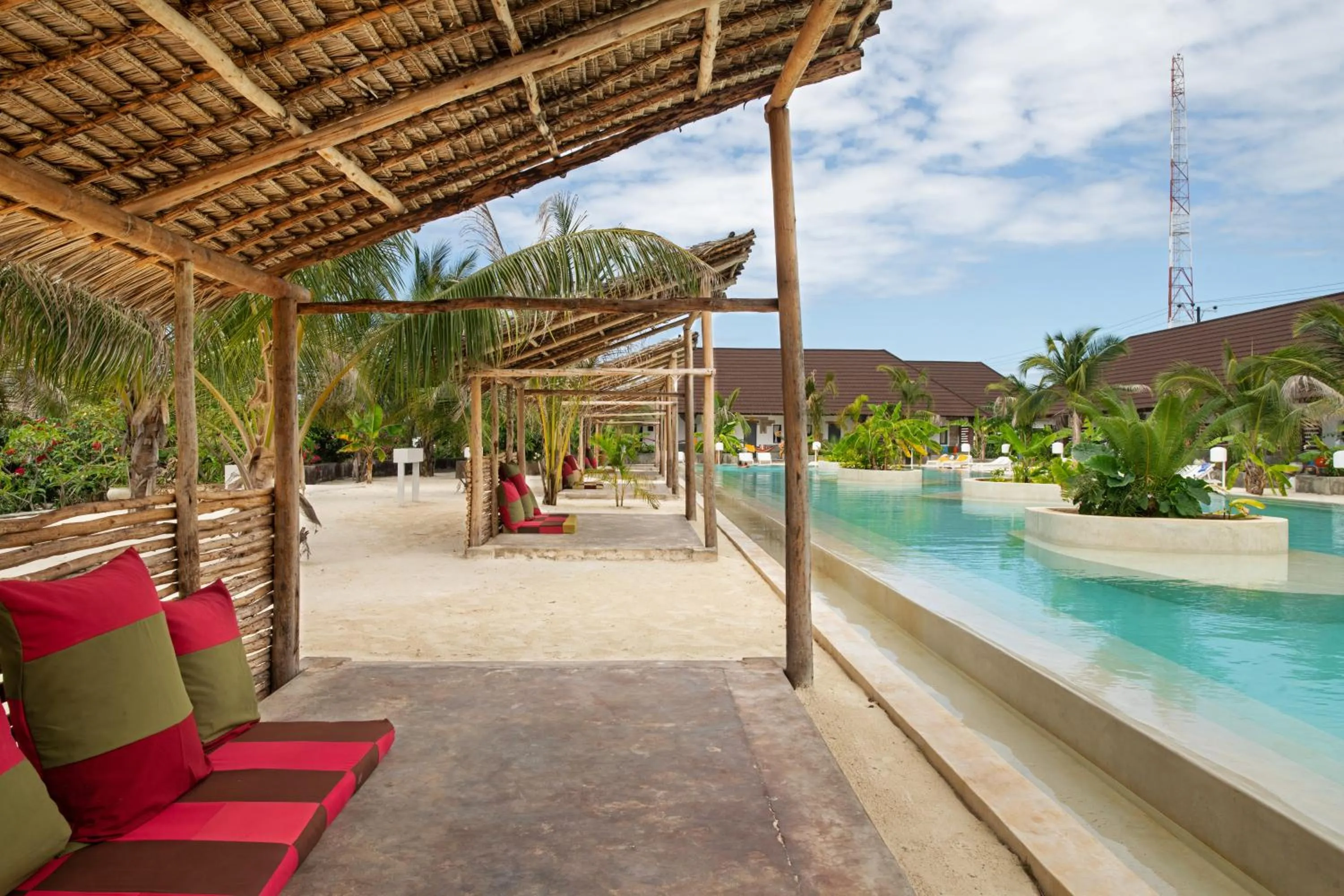Swimming pool in Fun Beach Hotel