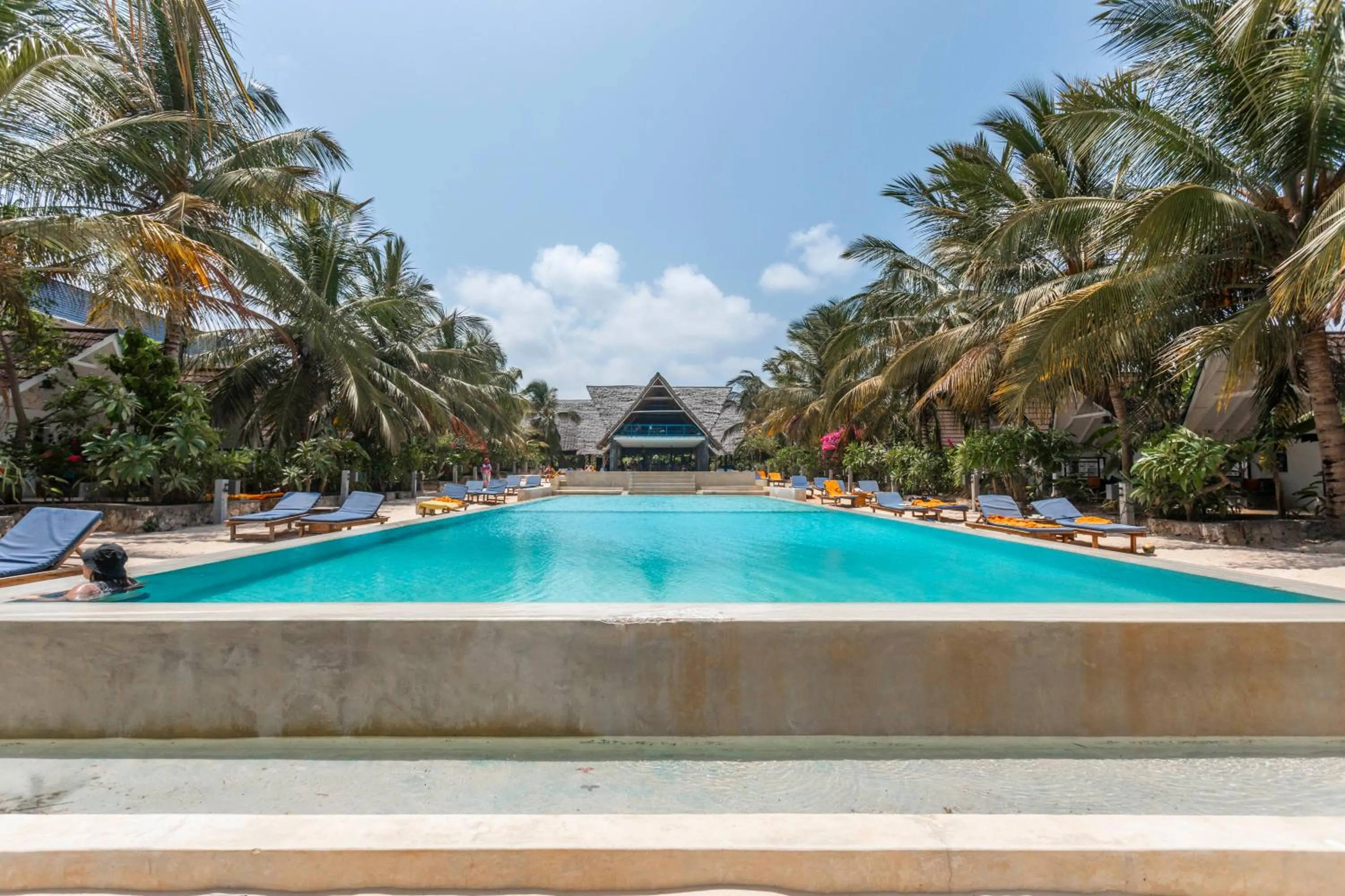 Property building in Fun Beach Hotel