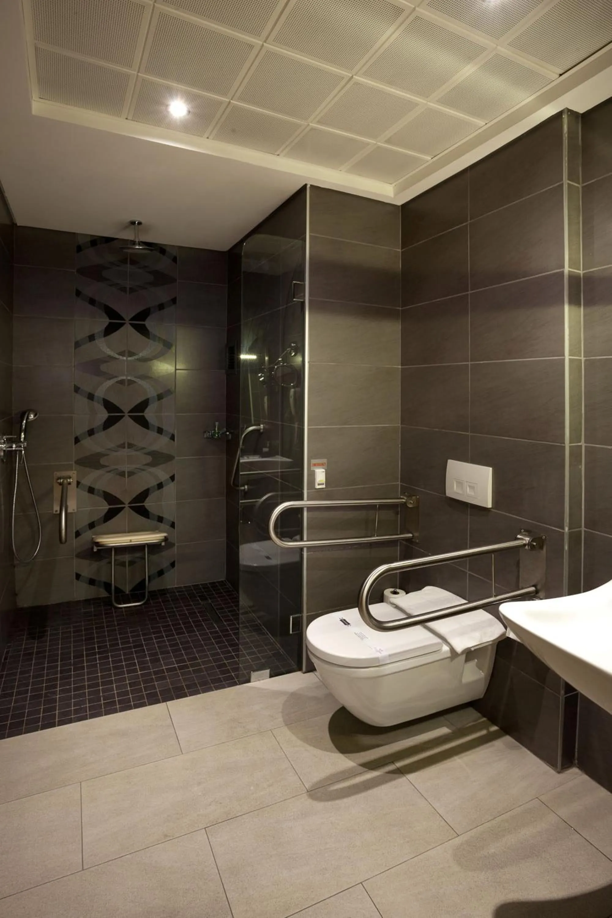 Bathroom in Sorriso Hotel