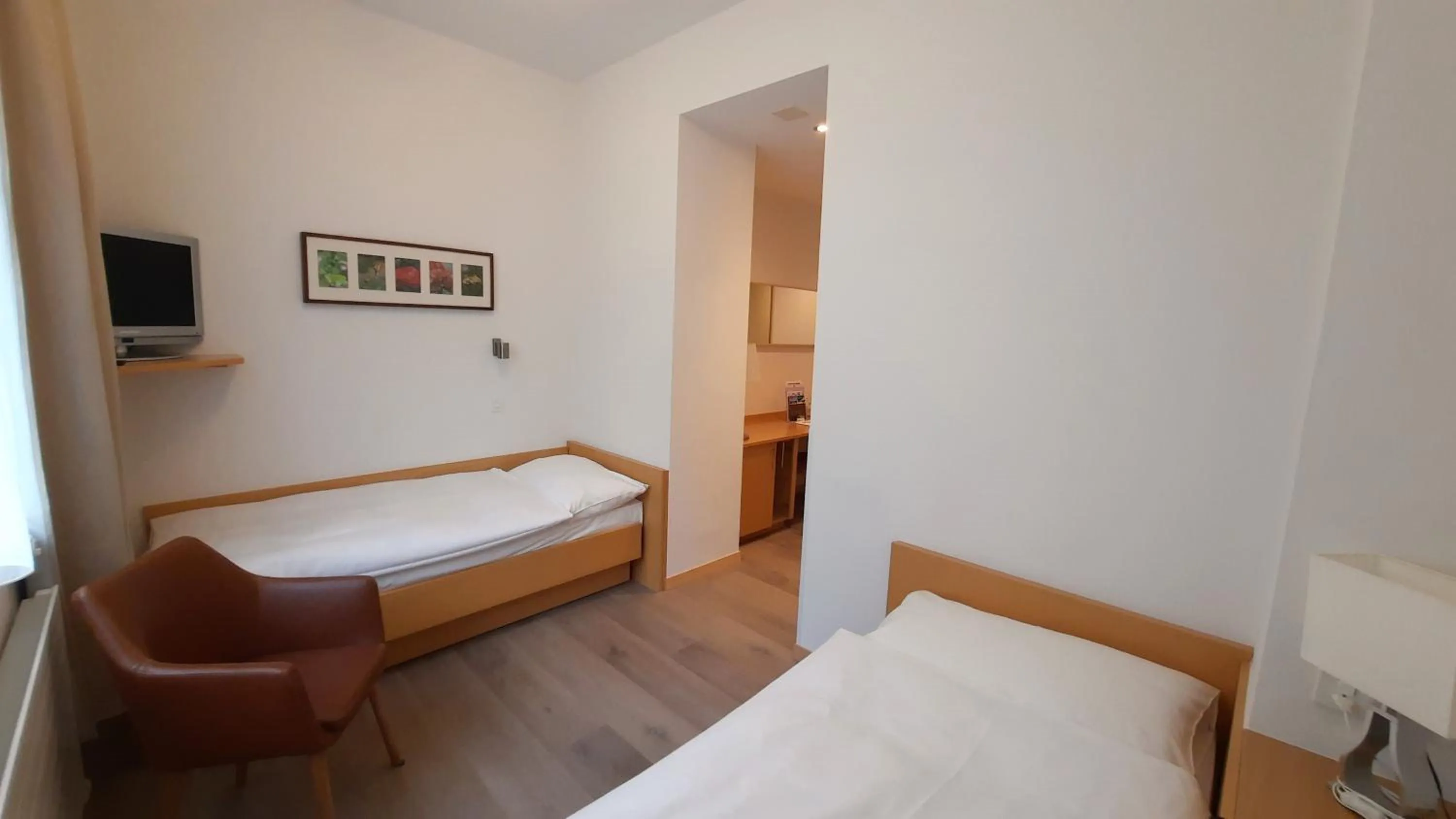 Photo of the whole room, Bed in Hotel Promenade