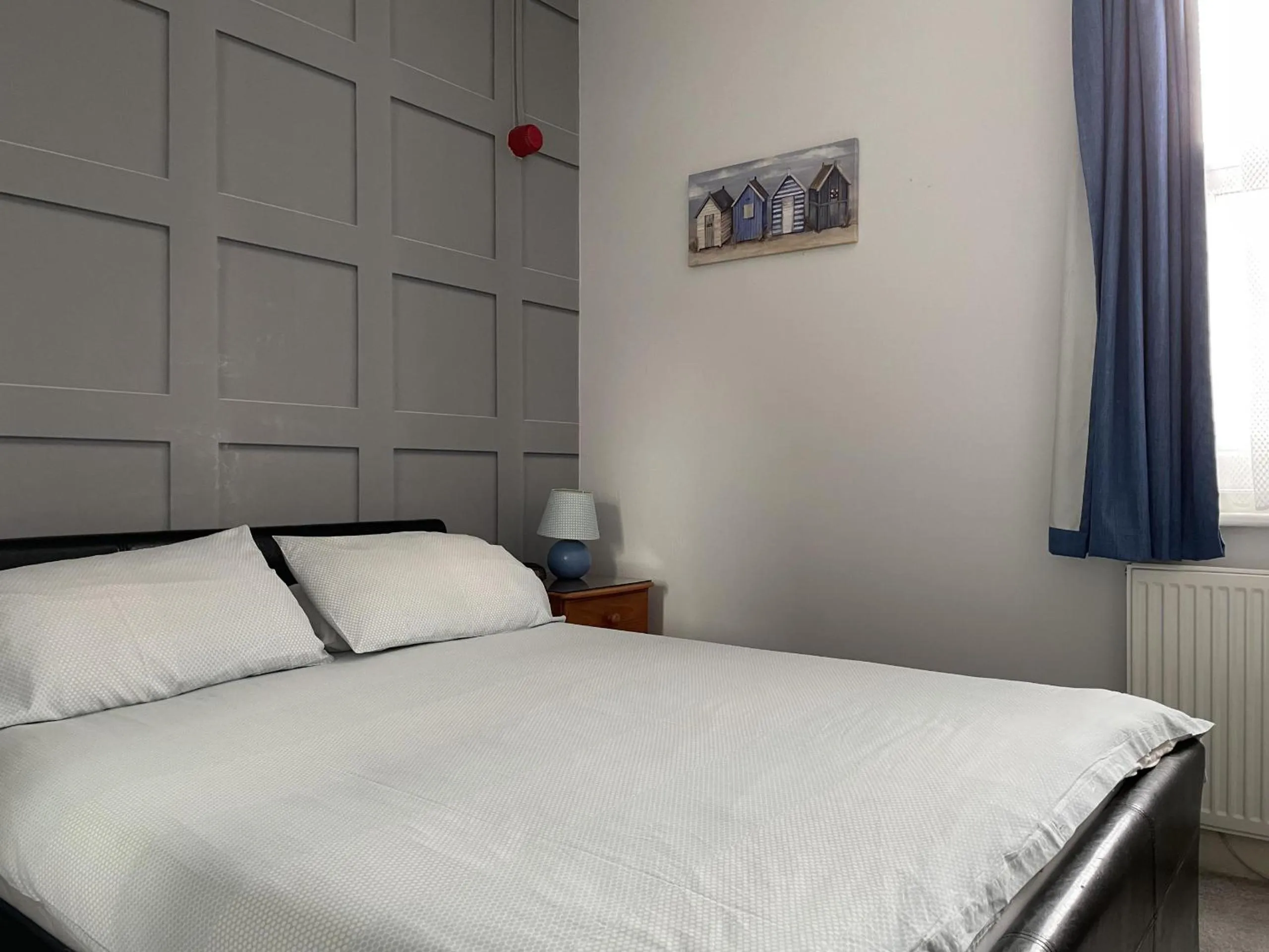 Bedroom, Bed in Burton Villa Guest House