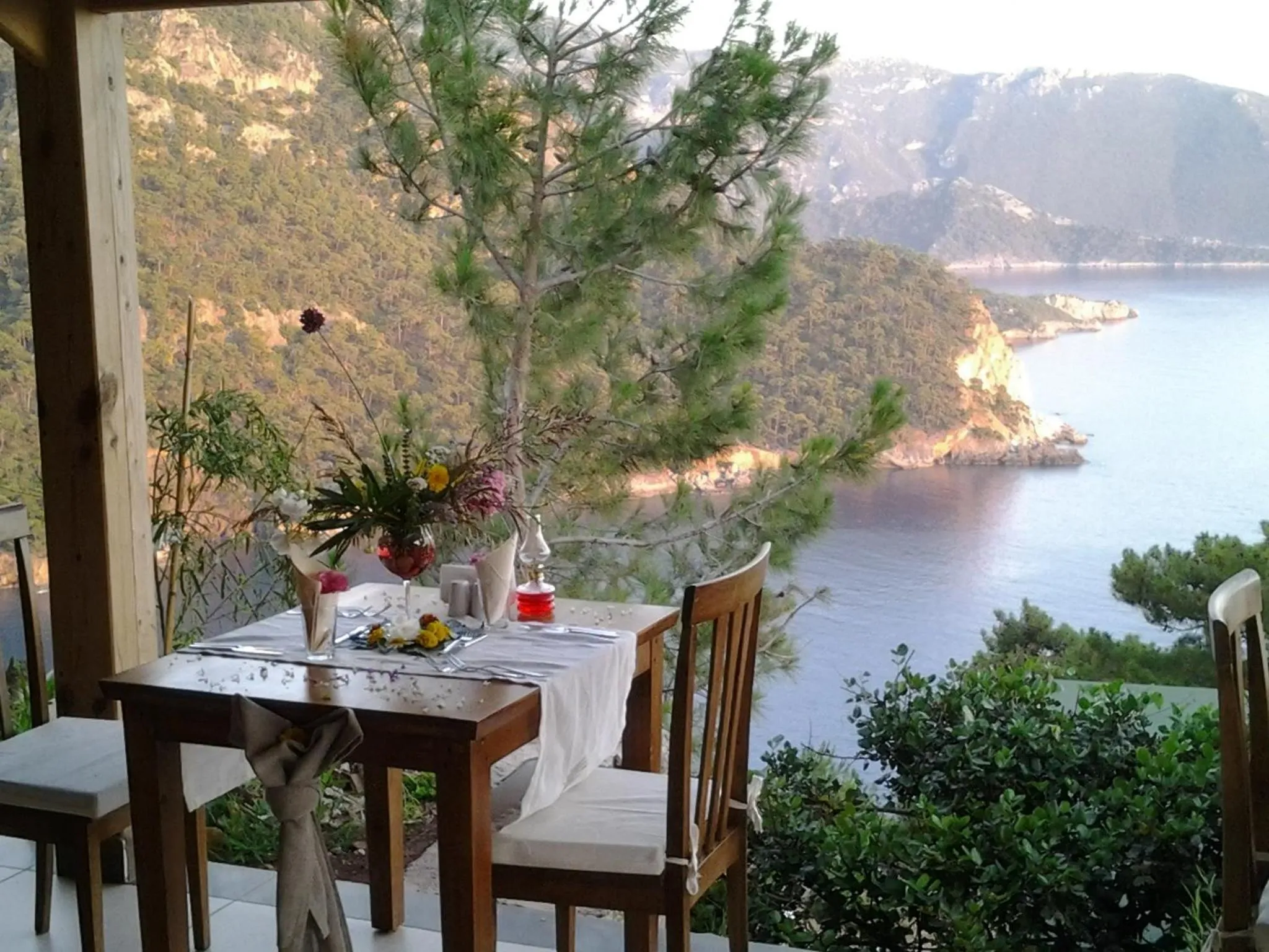 Restaurant/places to eat in Kabak Avalon Bungalows