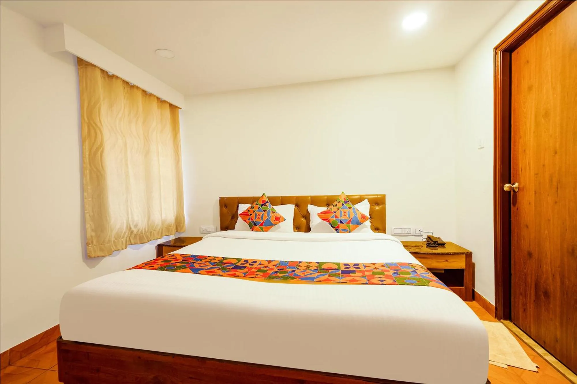 Bed in FabHotel Royale Basant Residency - Gandhinagar