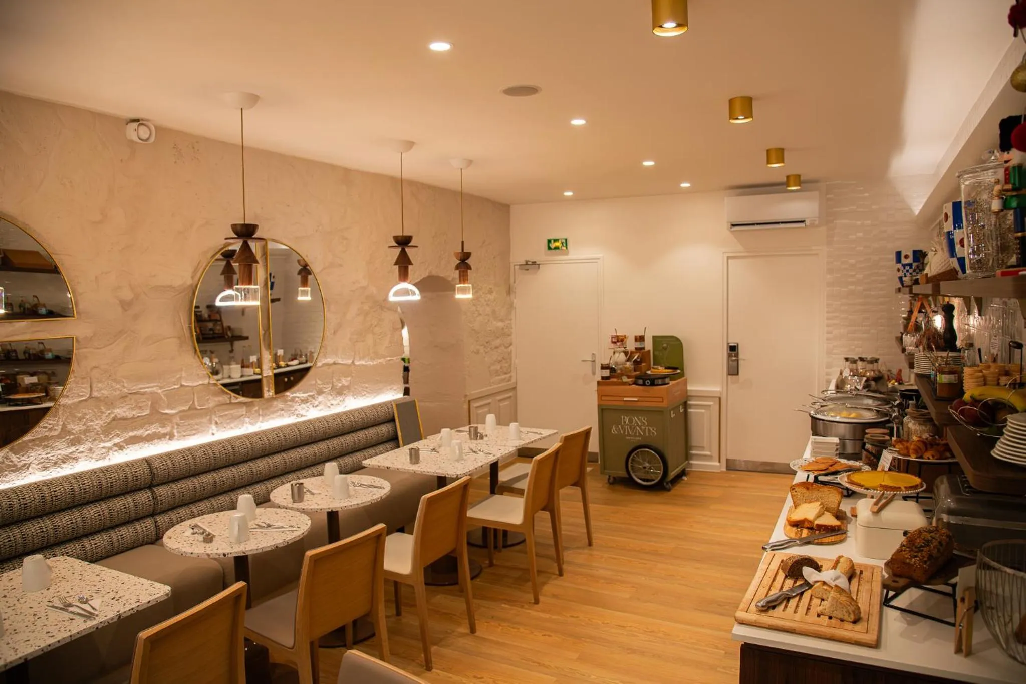 Breakfast in Mercure Paris Opera Grands Boulevards