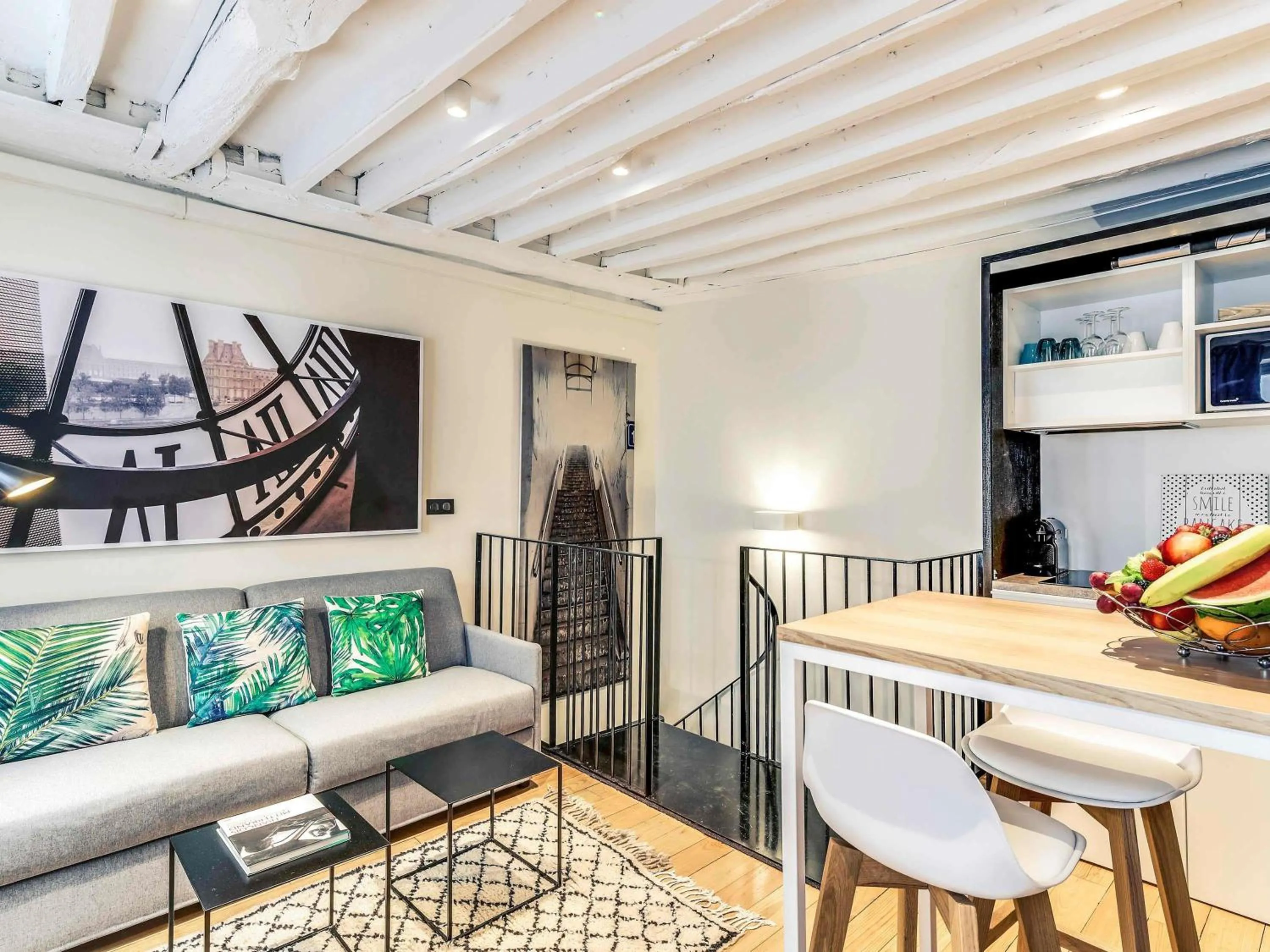 Bedroom in Mercure Paris Opera Grands Boulevards