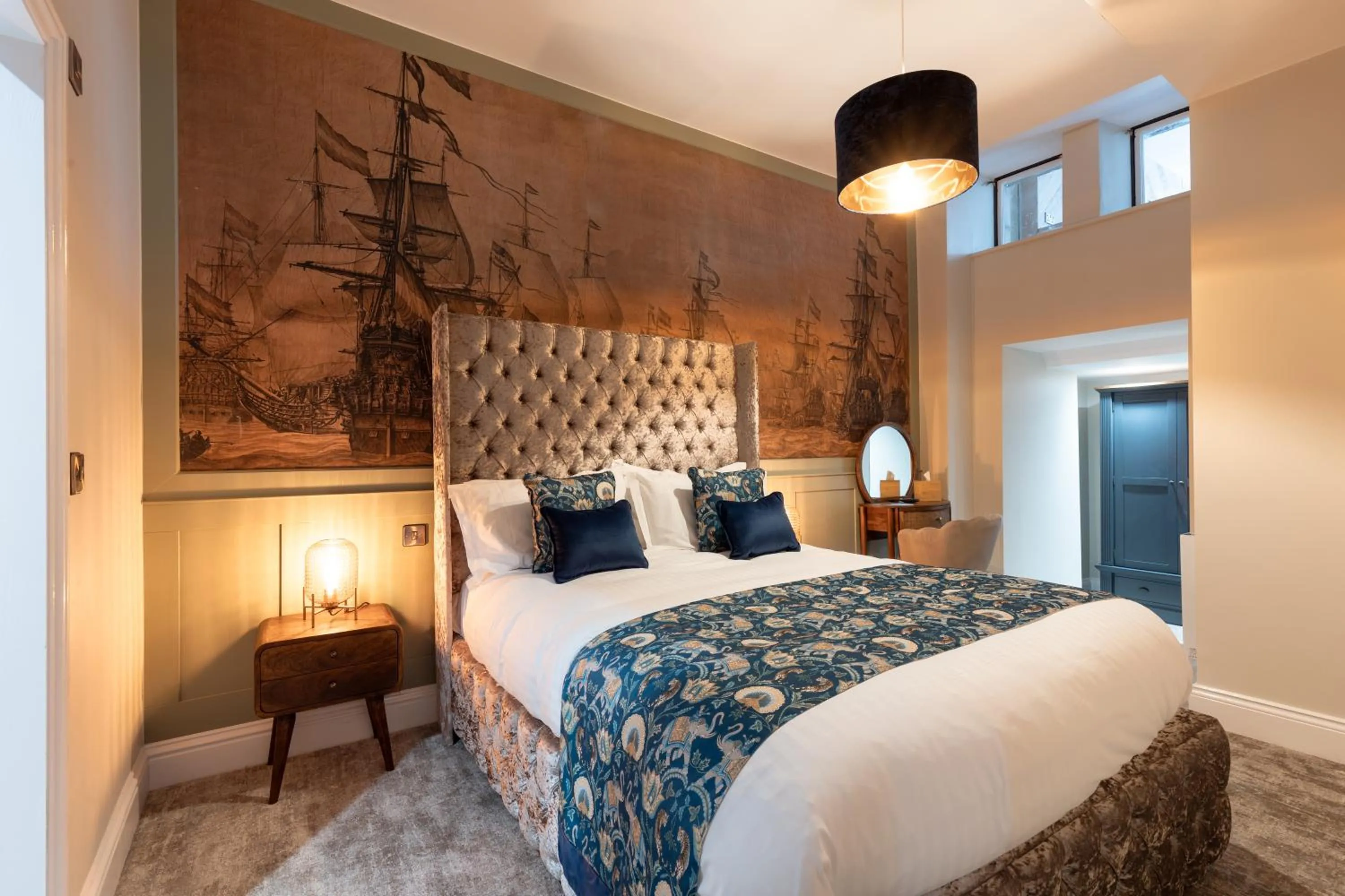 Bed in The Resolution Hotel