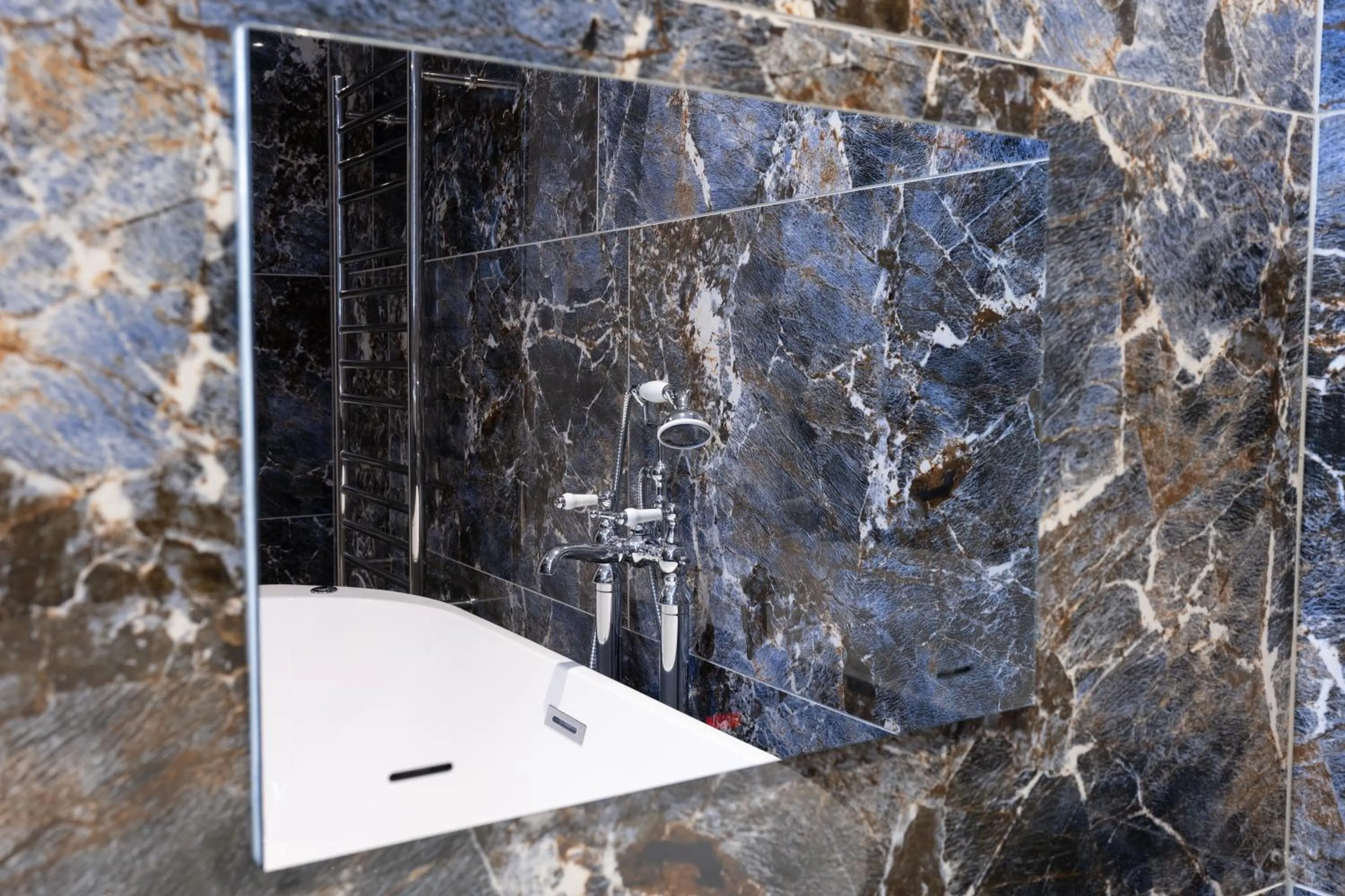 TV and multimedia in The Resolution Hotel