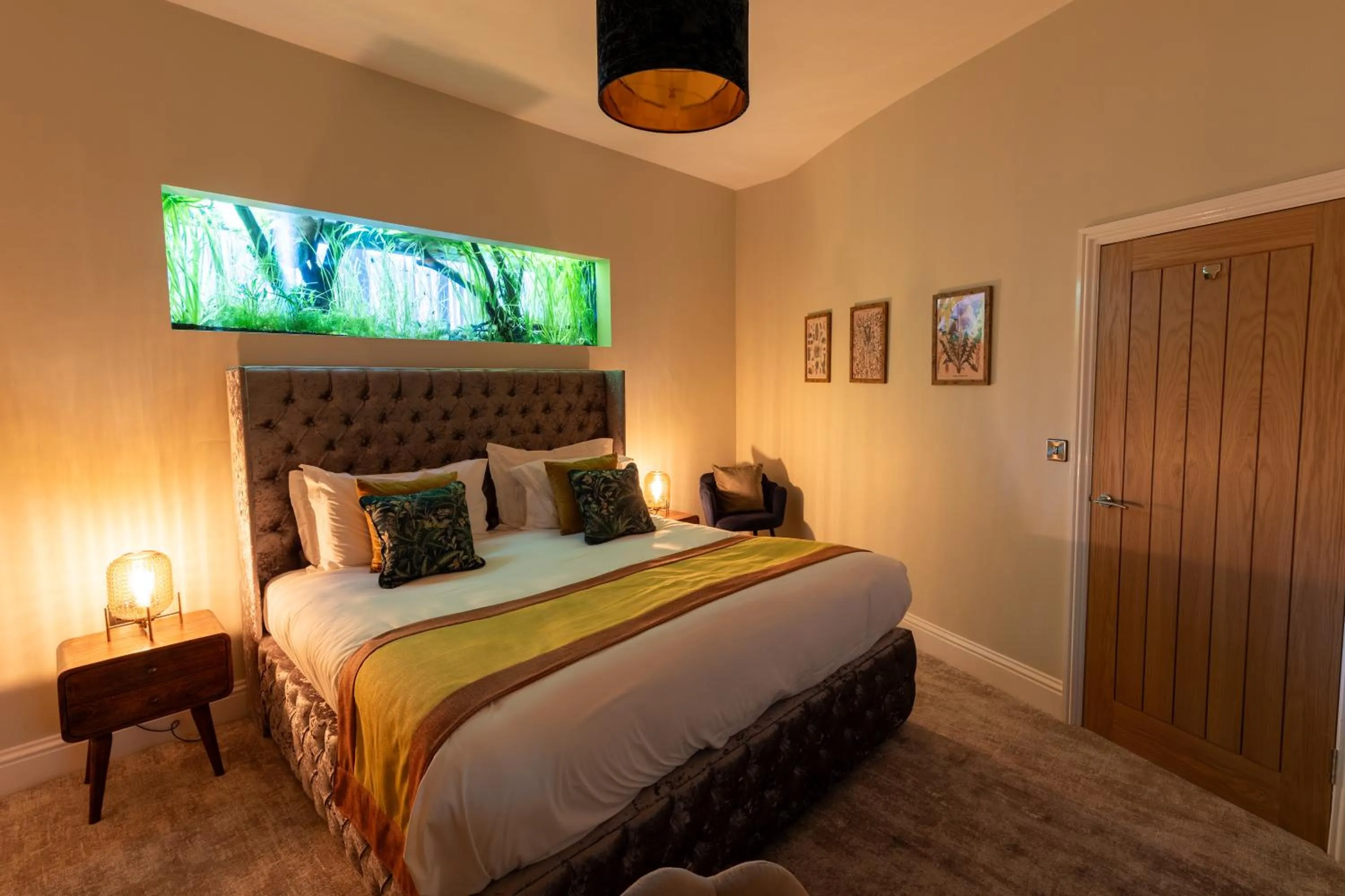 Bedroom, Bed in The Resolution Hotel